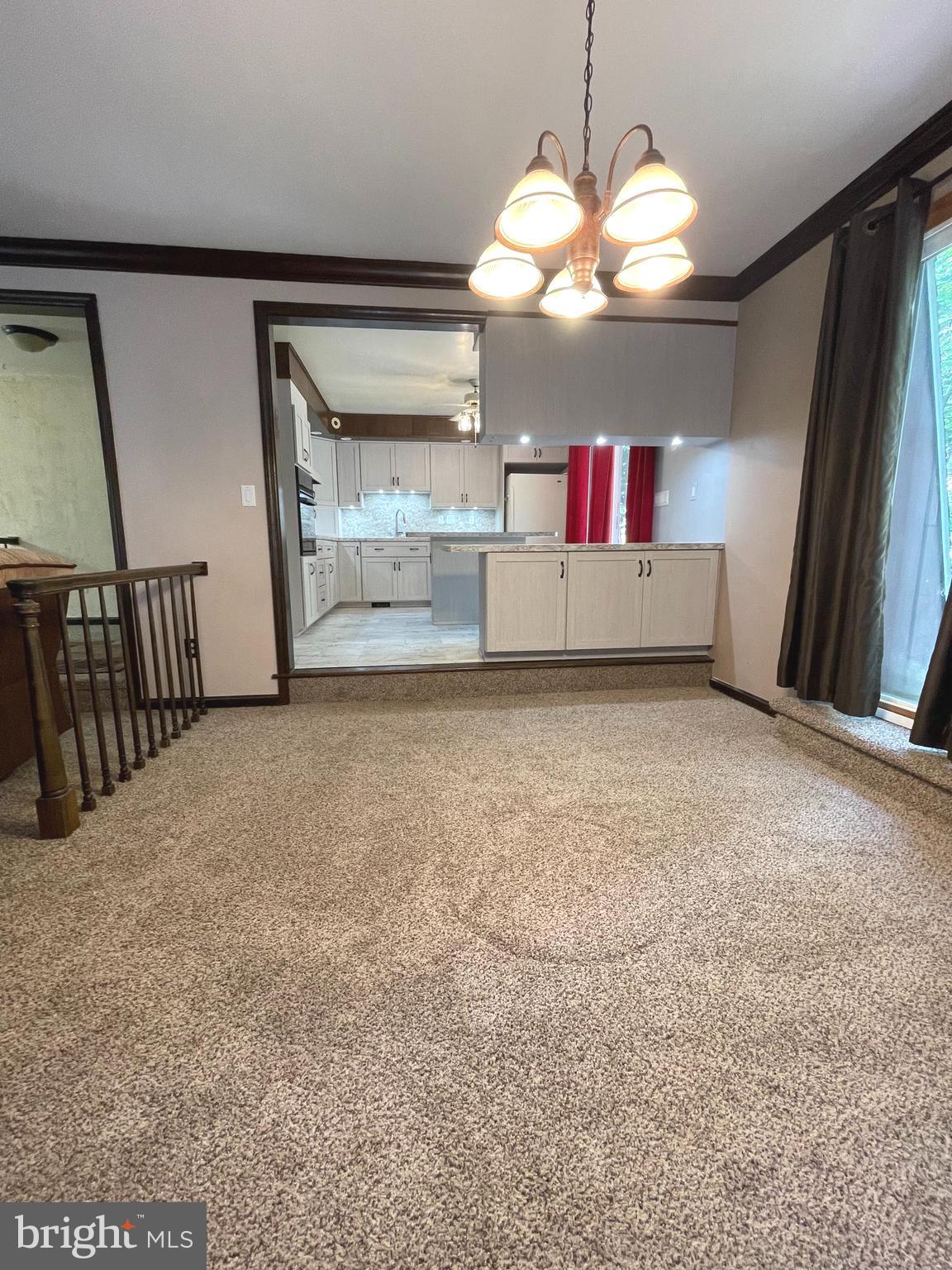 305 NORTHWOOD DRIVE