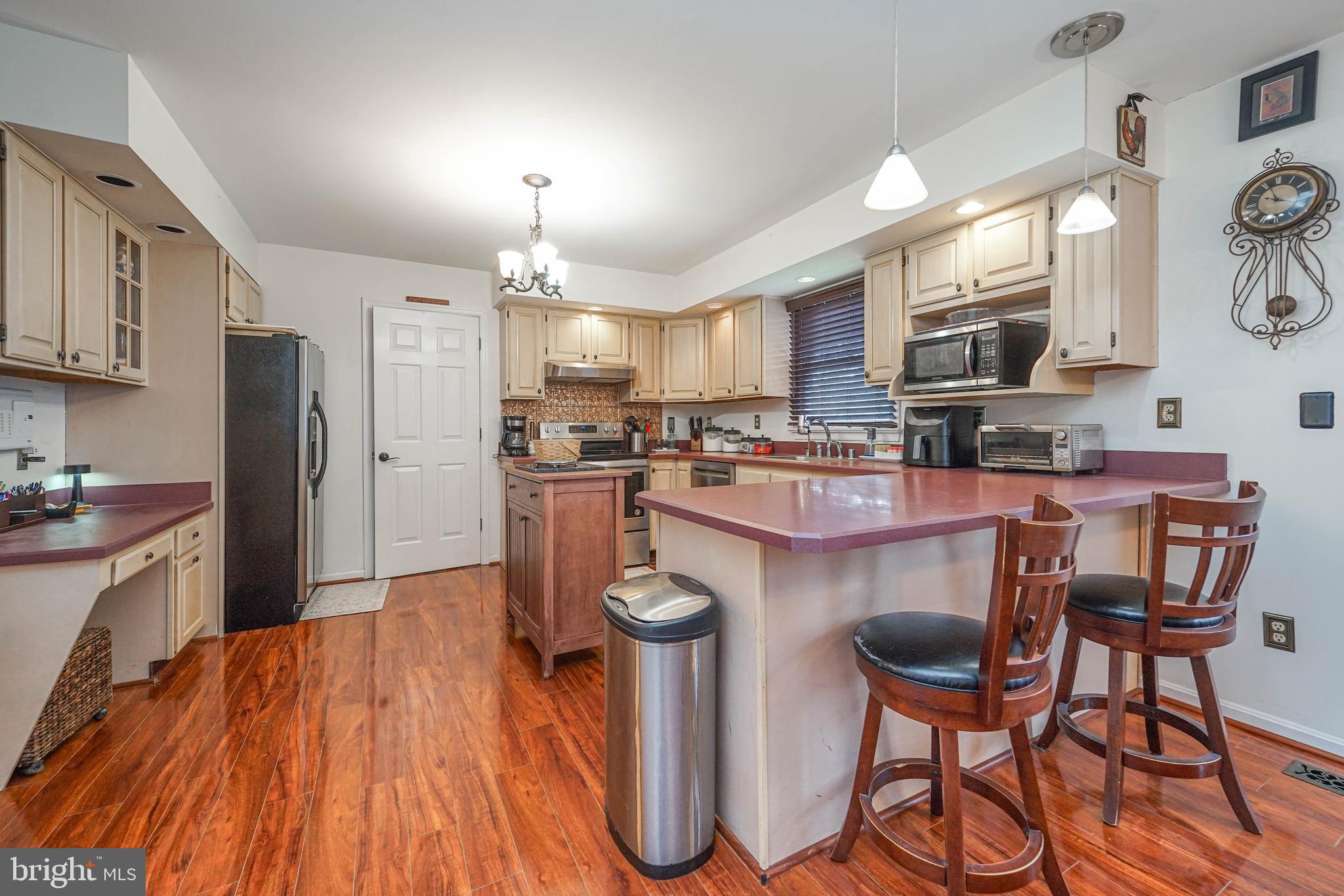 CHESTNUT MEADOWS - Residential