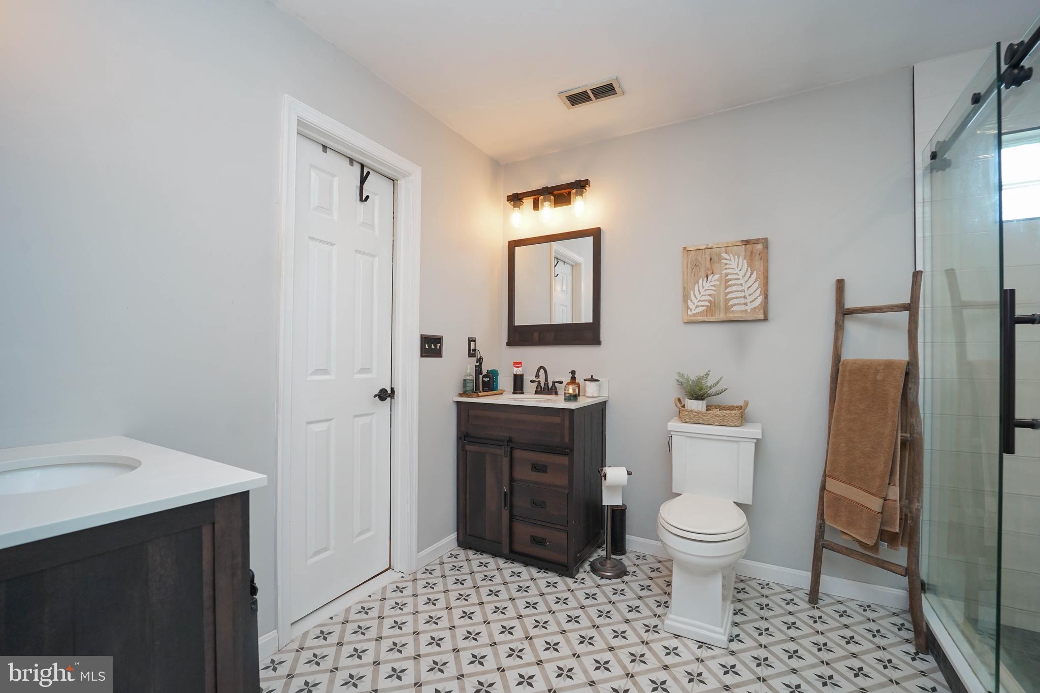 CHESTNUT MEADOWS - Residential