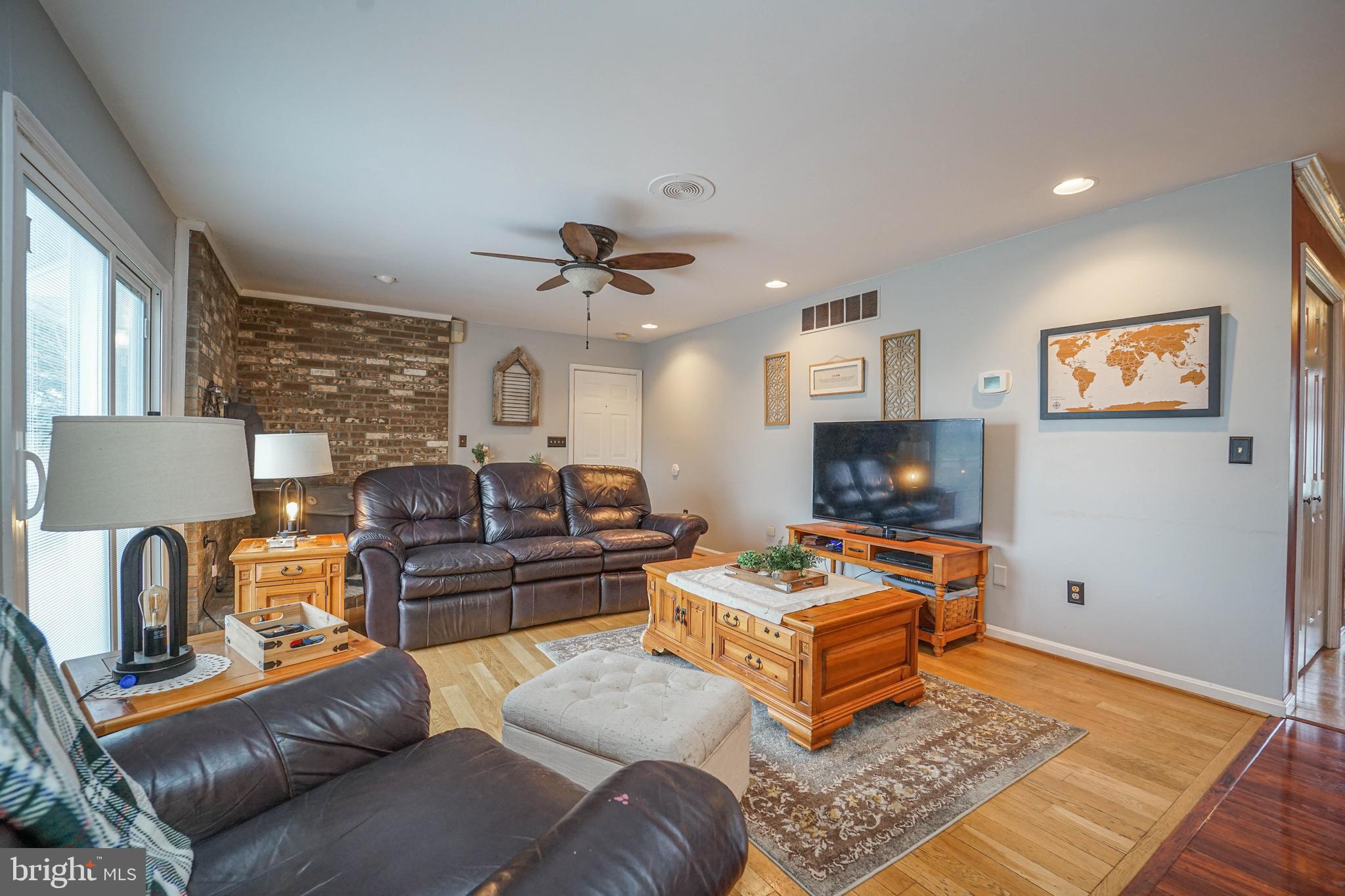 CHESTNUT MEADOWS - Residential