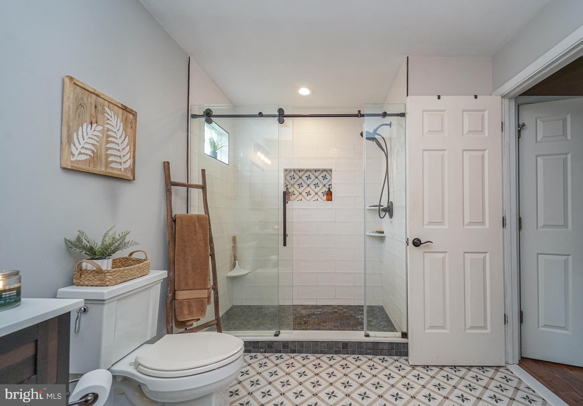 CHESTNUT MEADOWS - Residential