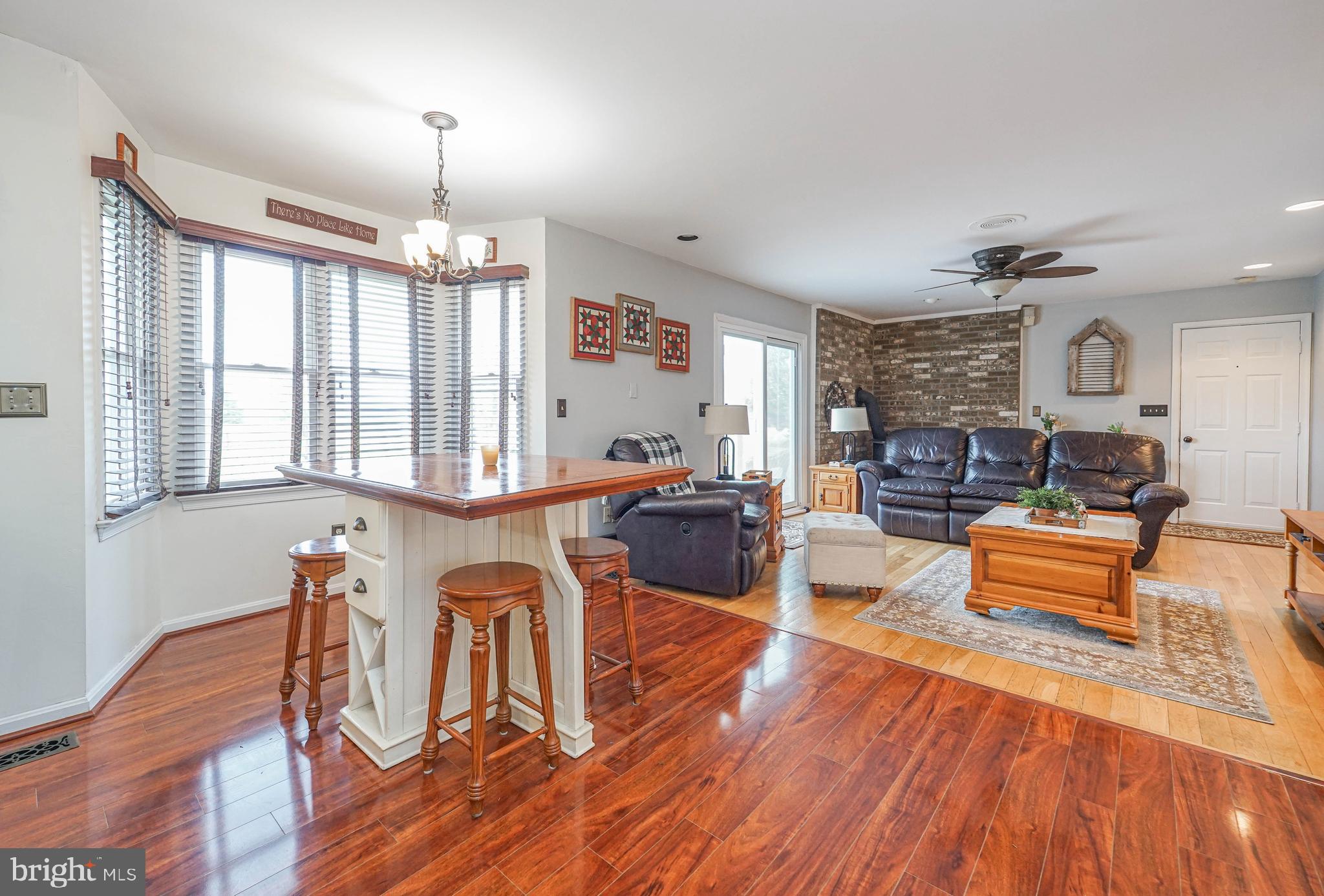 CHESTNUT MEADOWS - Residential