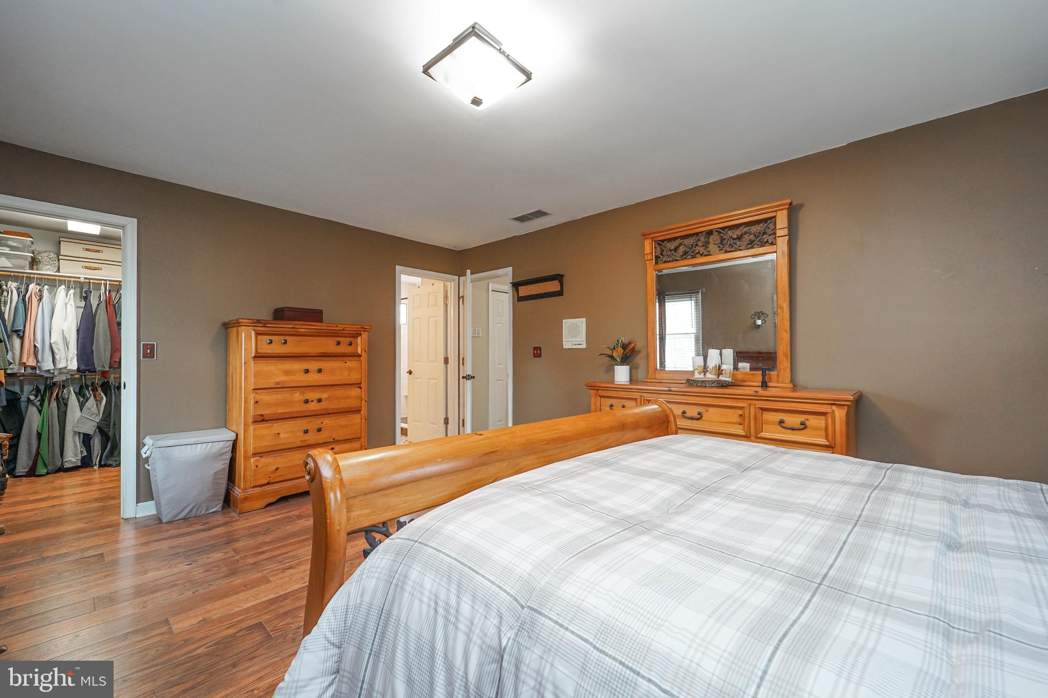 CHESTNUT MEADOWS - Residential