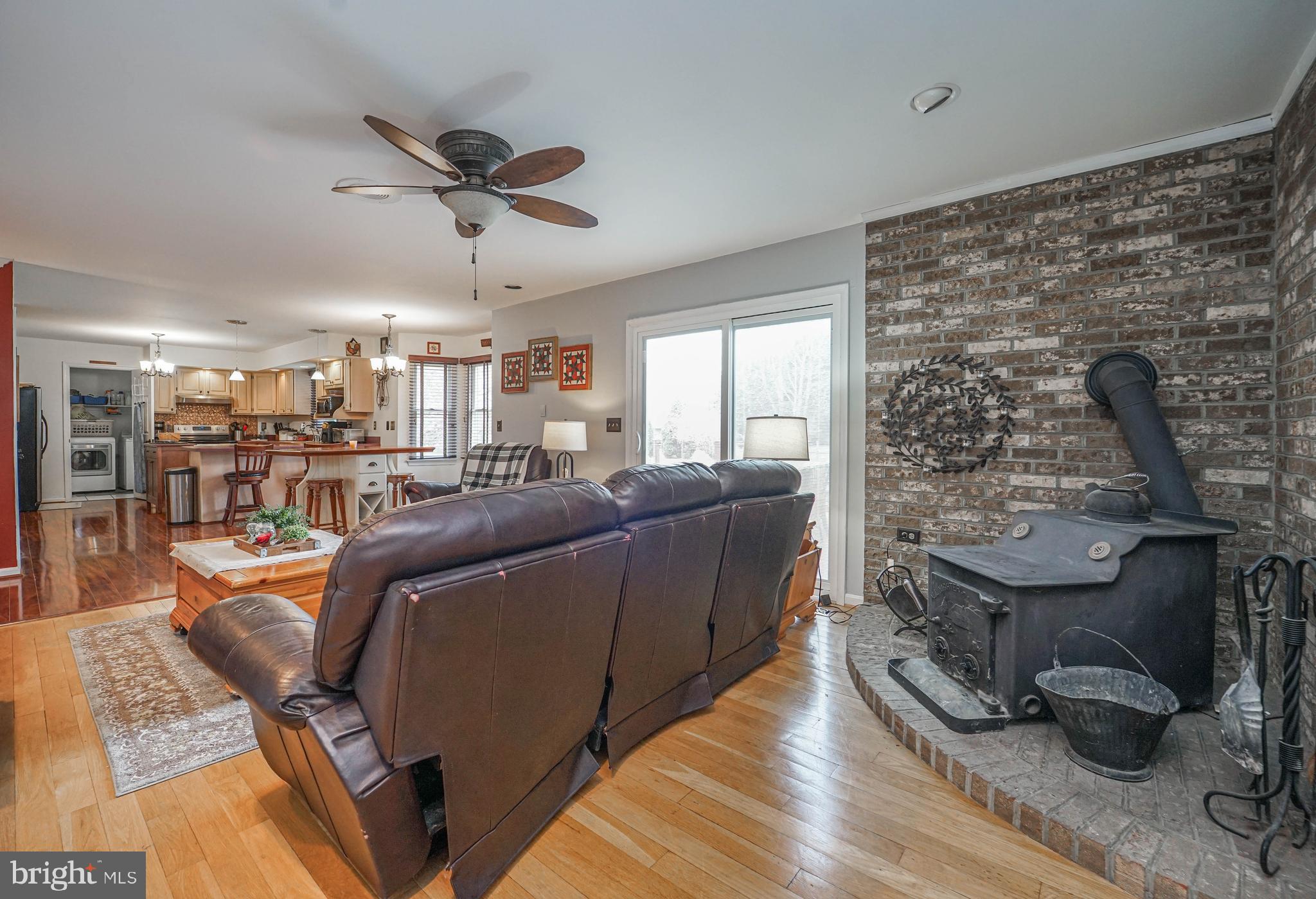 CHESTNUT MEADOWS - Residential