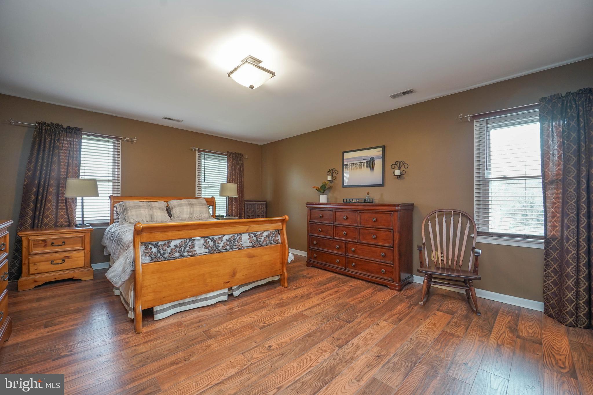 CHESTNUT MEADOWS - Residential