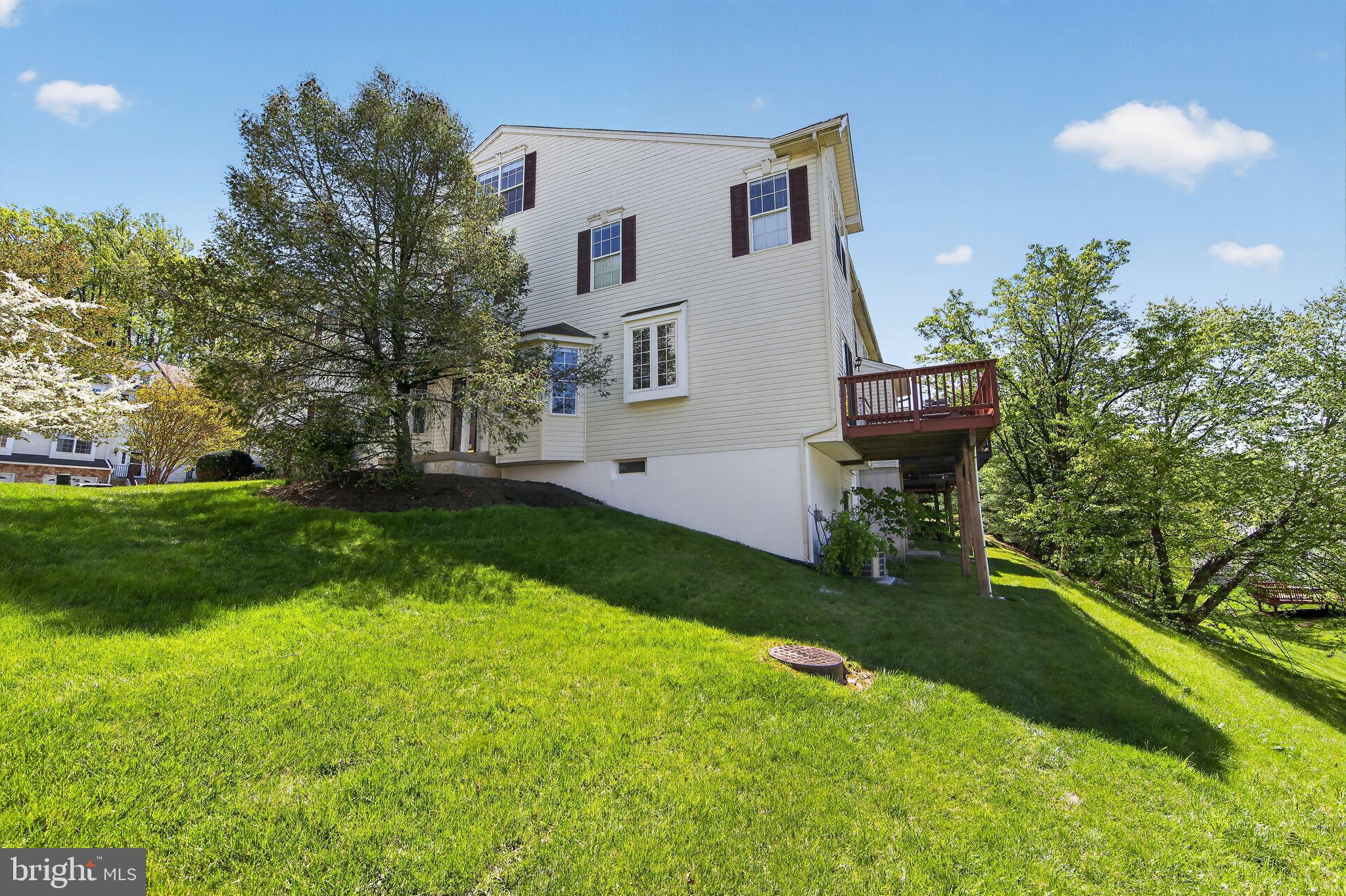 WHITELAND WOODS - Residential