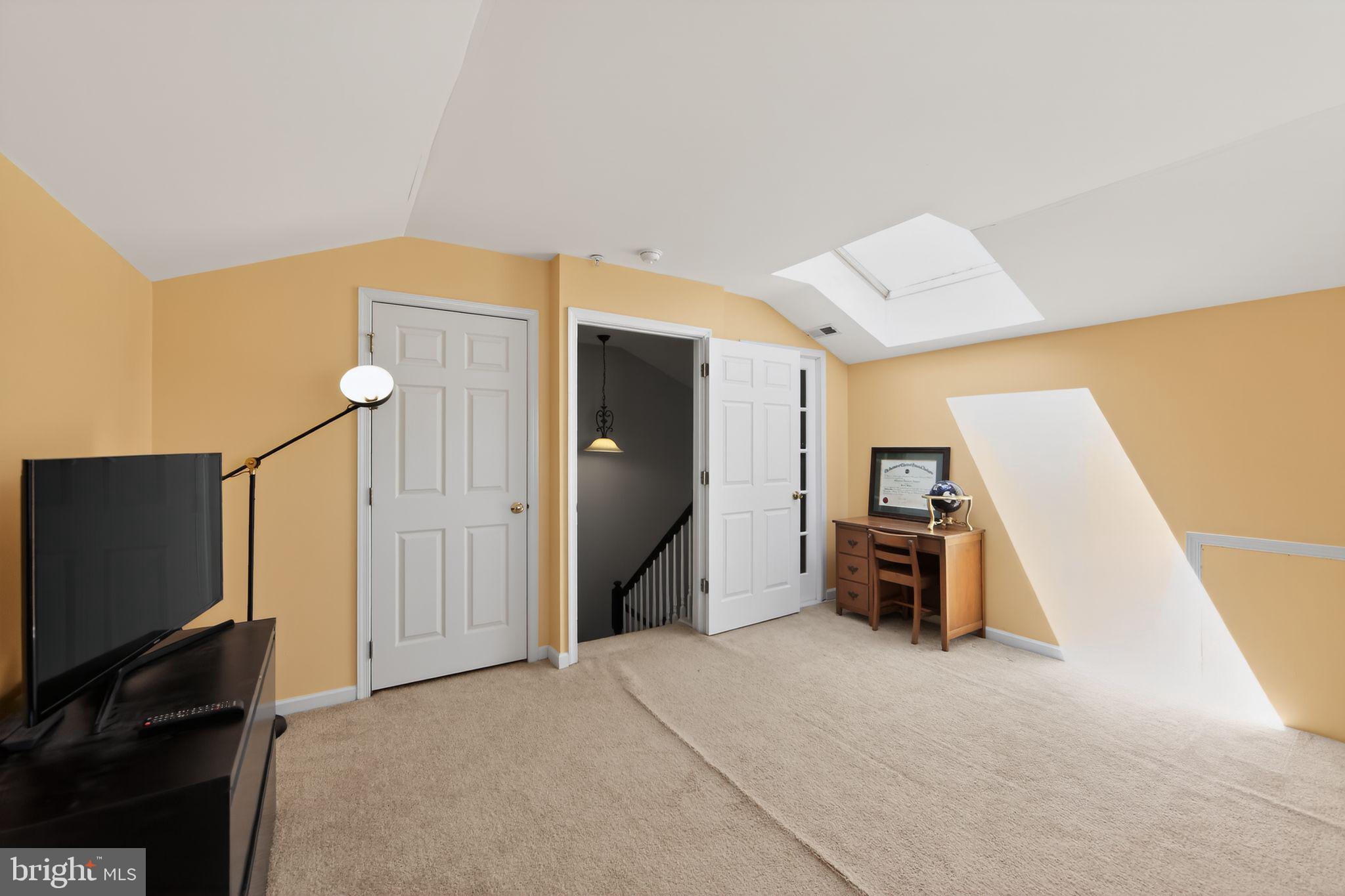 WHITELAND WOODS - Residential