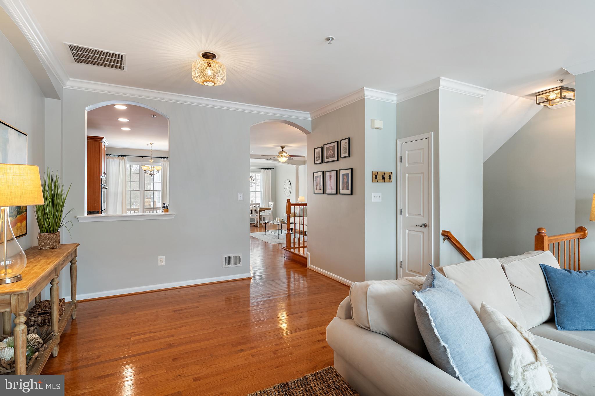 SOUTH RIVER - Residential