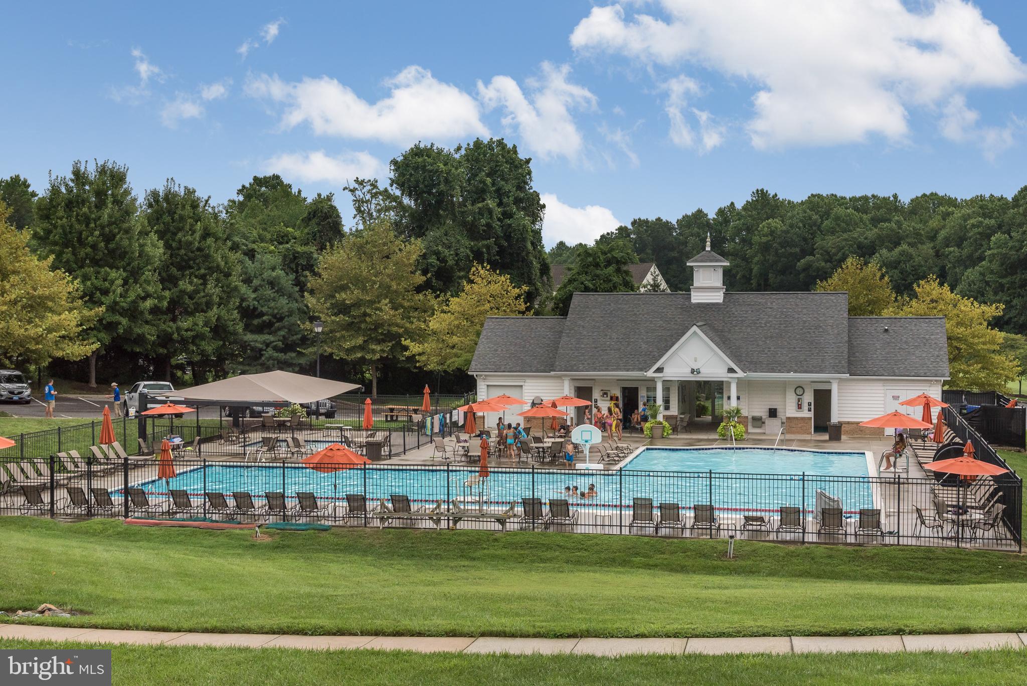 SOUTH RIVER - Residential