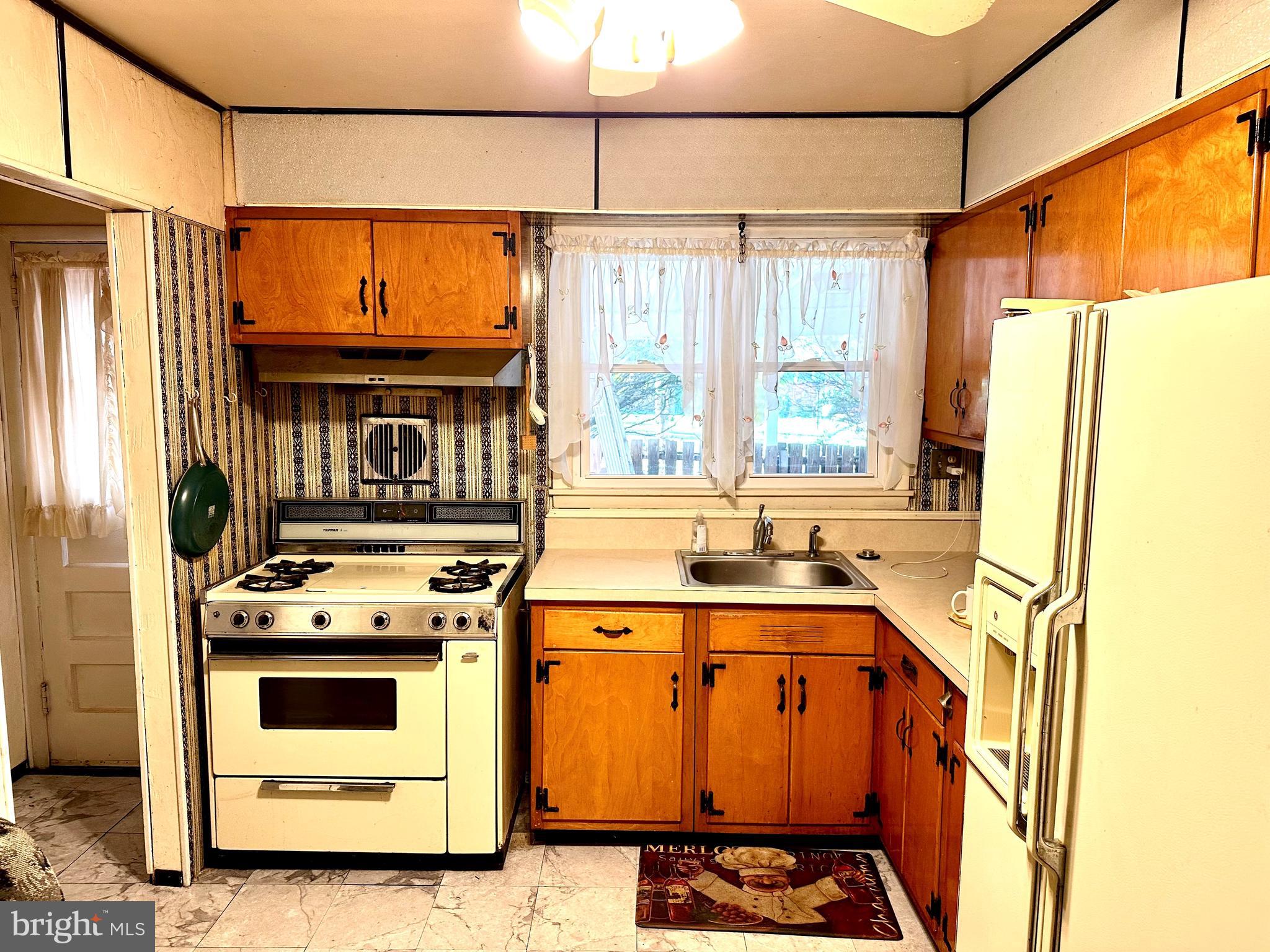 ORCHARD HILLS - Residential