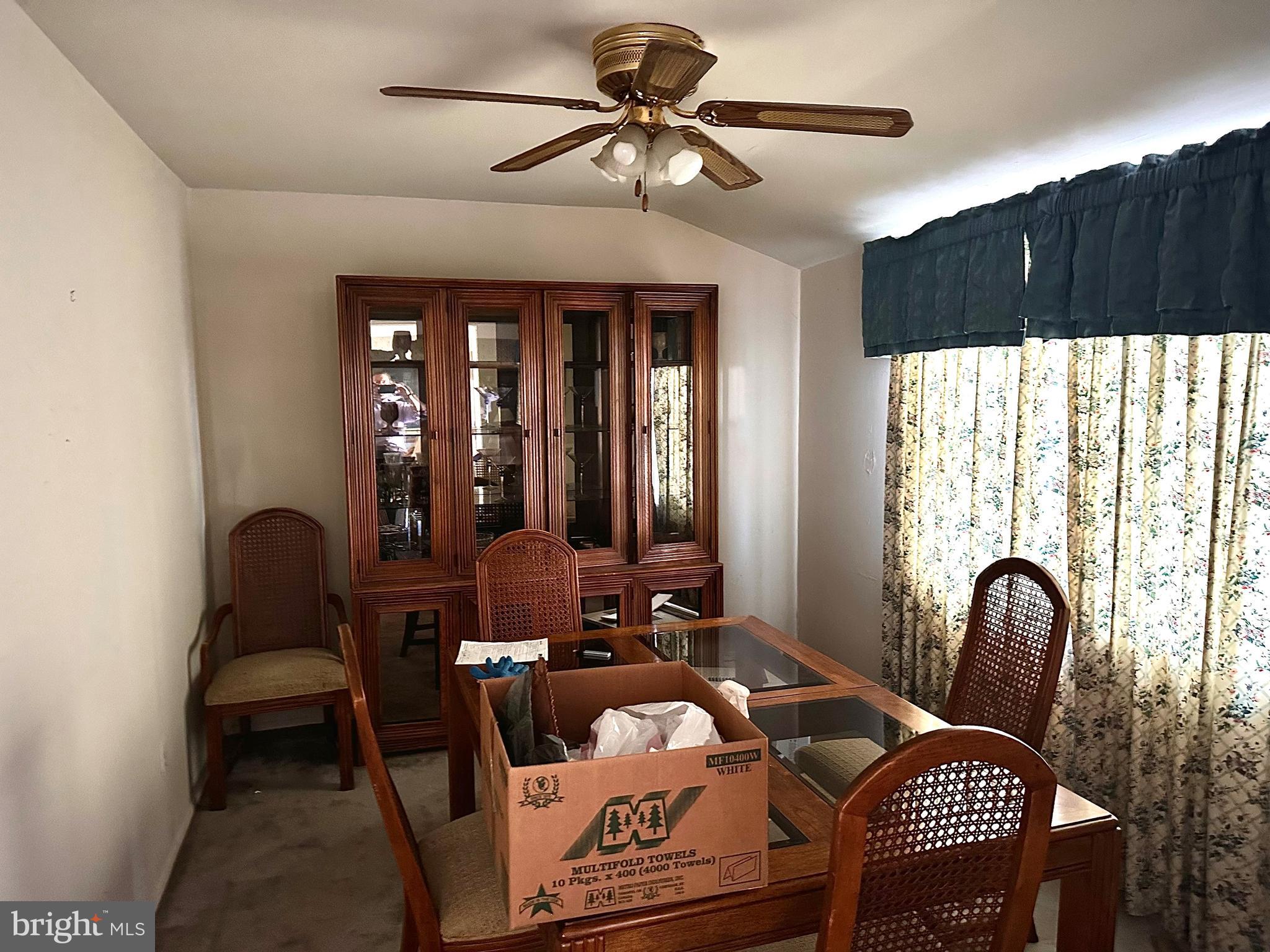 ORCHARD HILLS - Residential