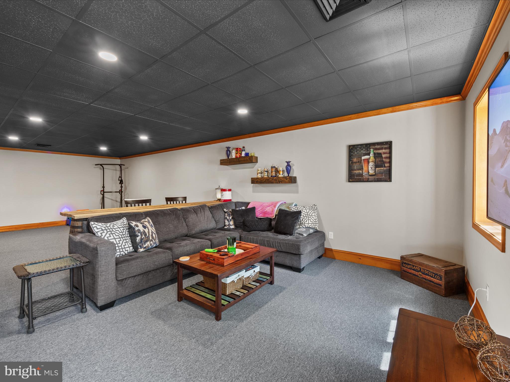 GRANBYS COVE - Residential