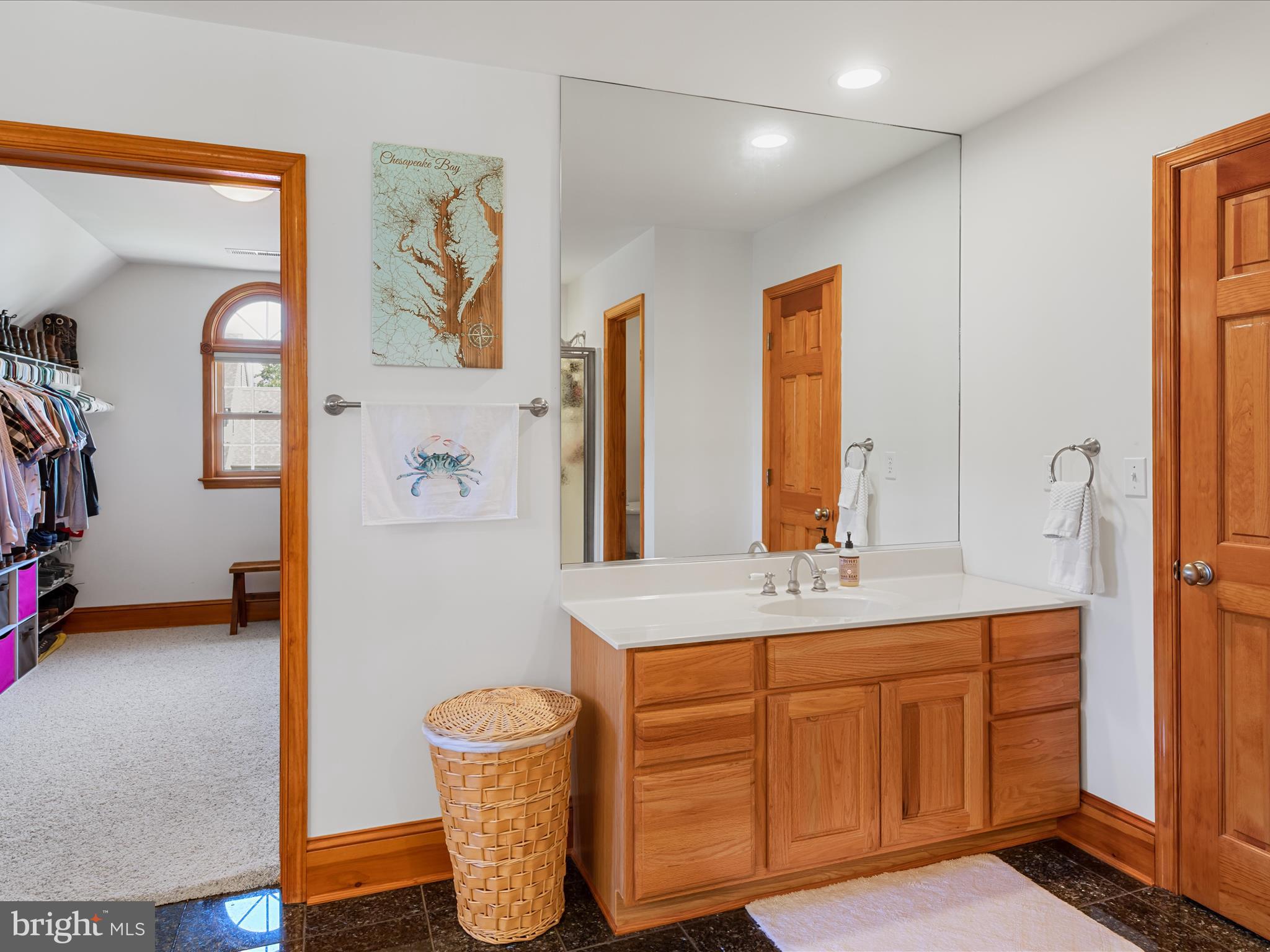 GRANBYS COVE - Residential