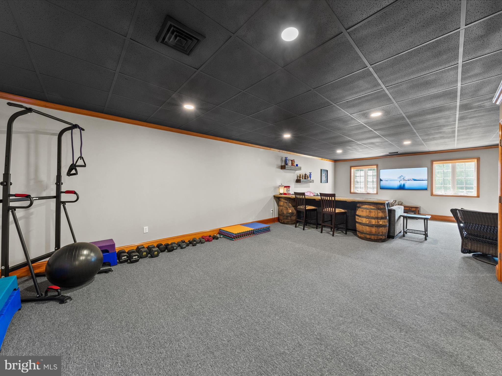 GRANBYS COVE - Residential