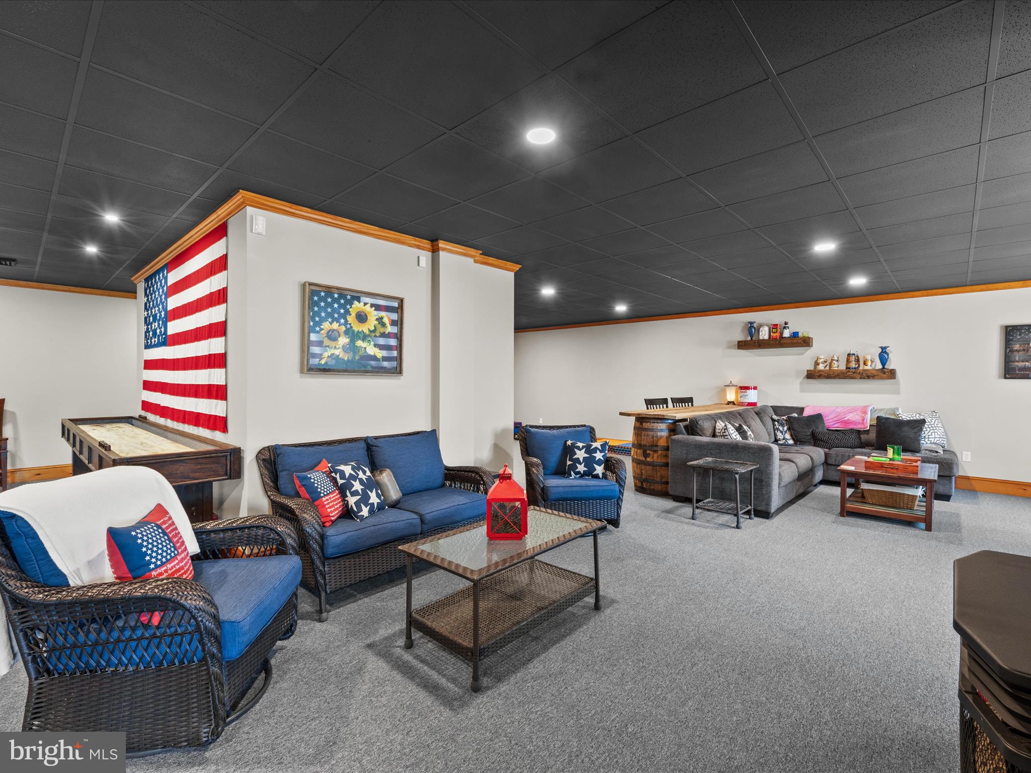 GRANBYS COVE - Residential