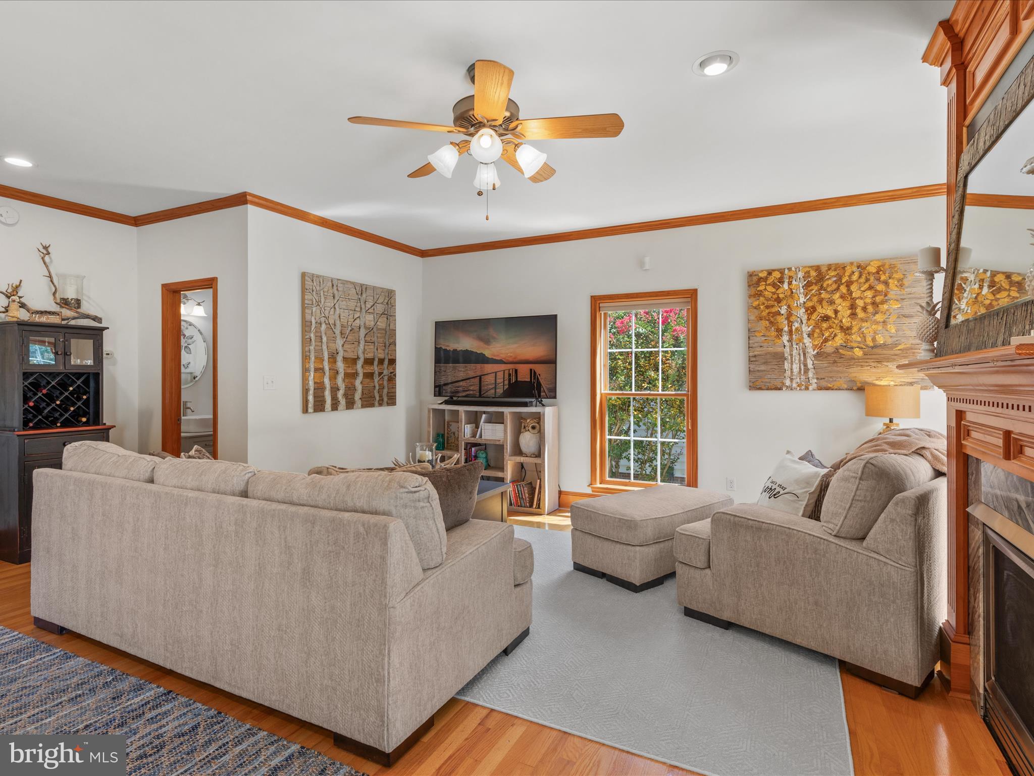 GRANBYS COVE - Residential