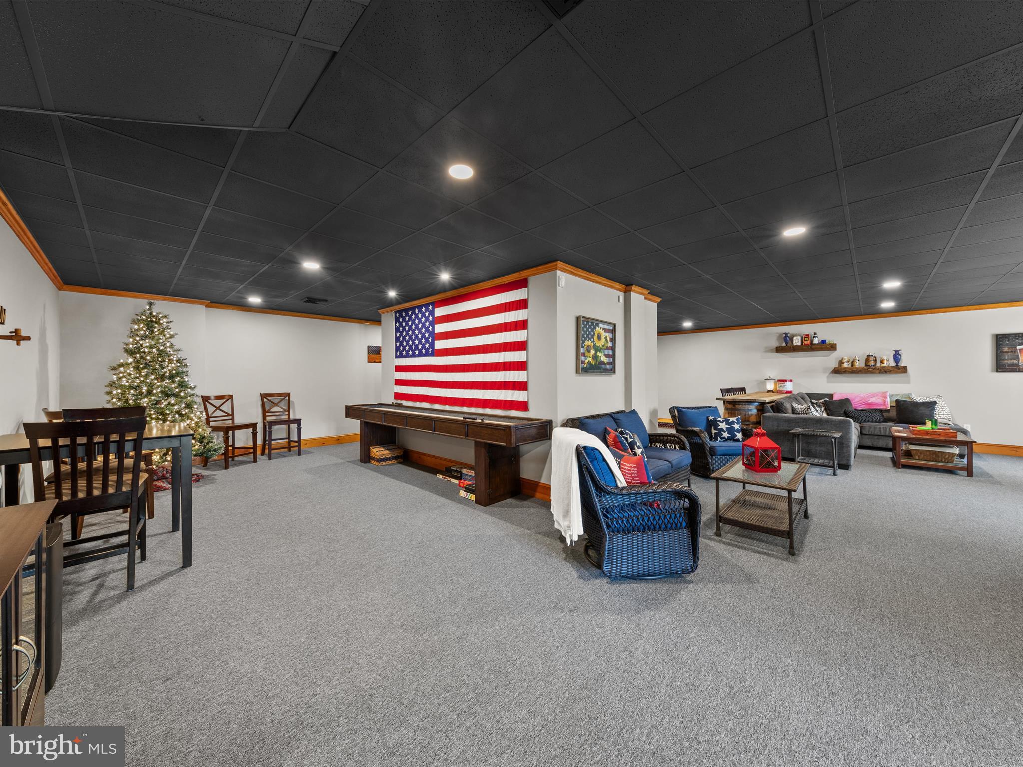 GRANBYS COVE - Residential