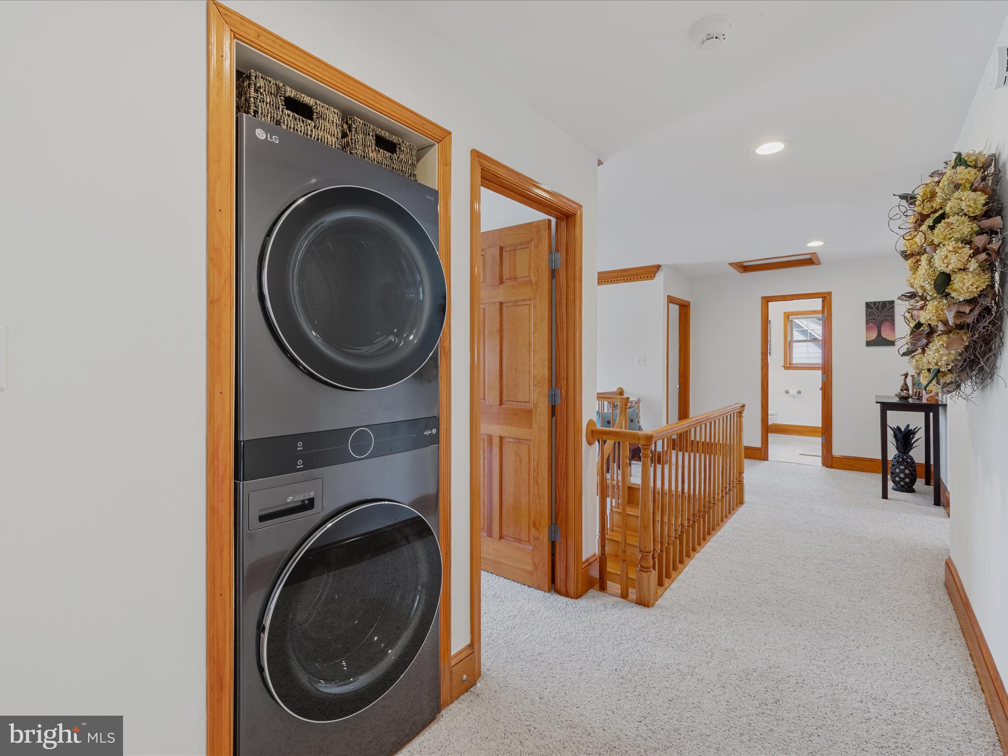 GRANBYS COVE - Residential