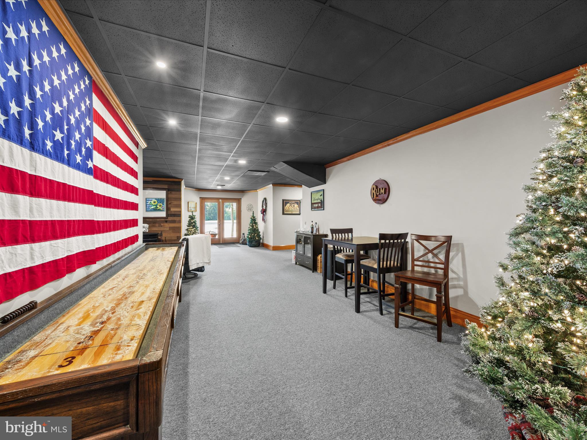 GRANBYS COVE - Residential