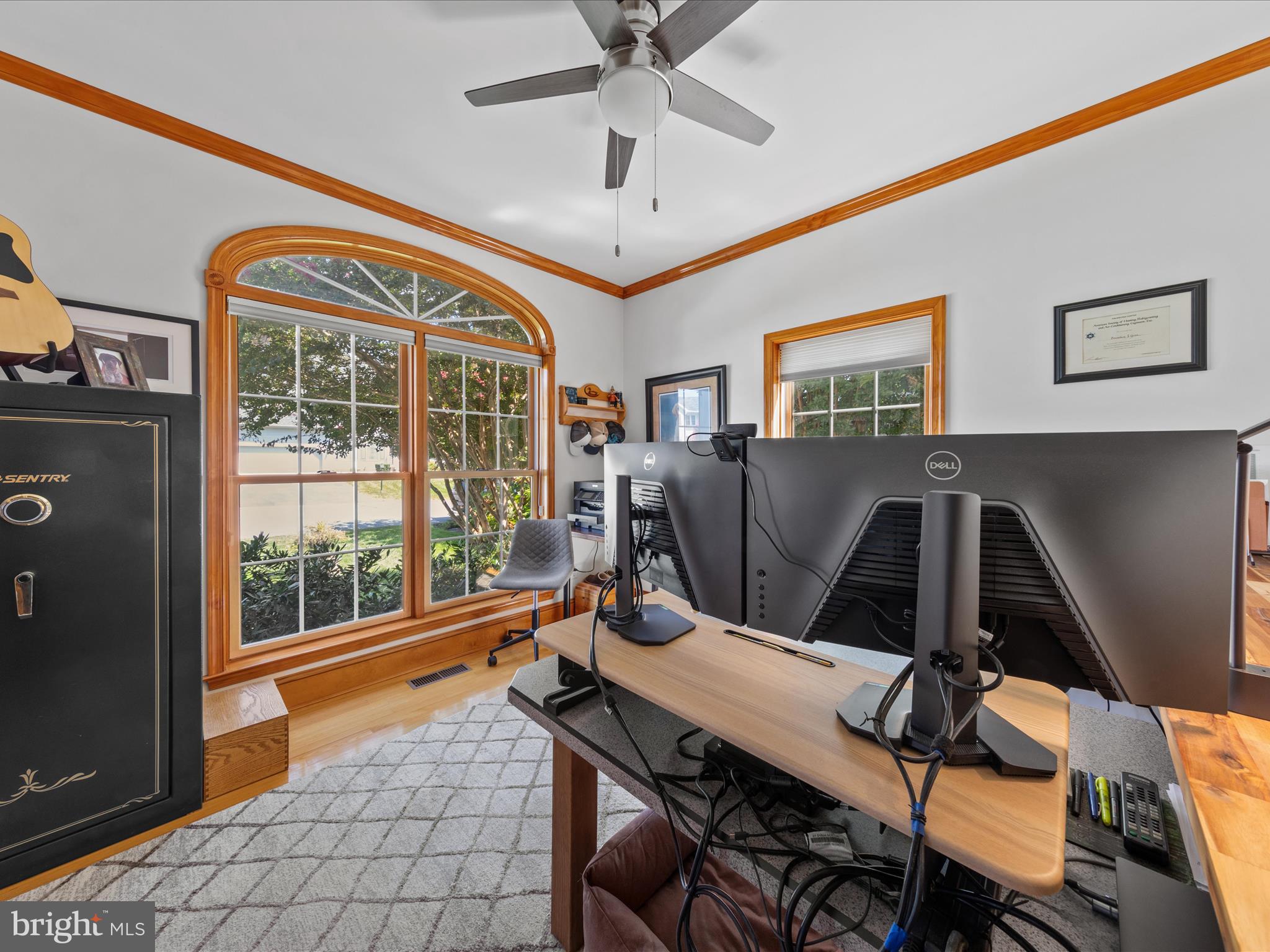 GRANBYS COVE - Residential