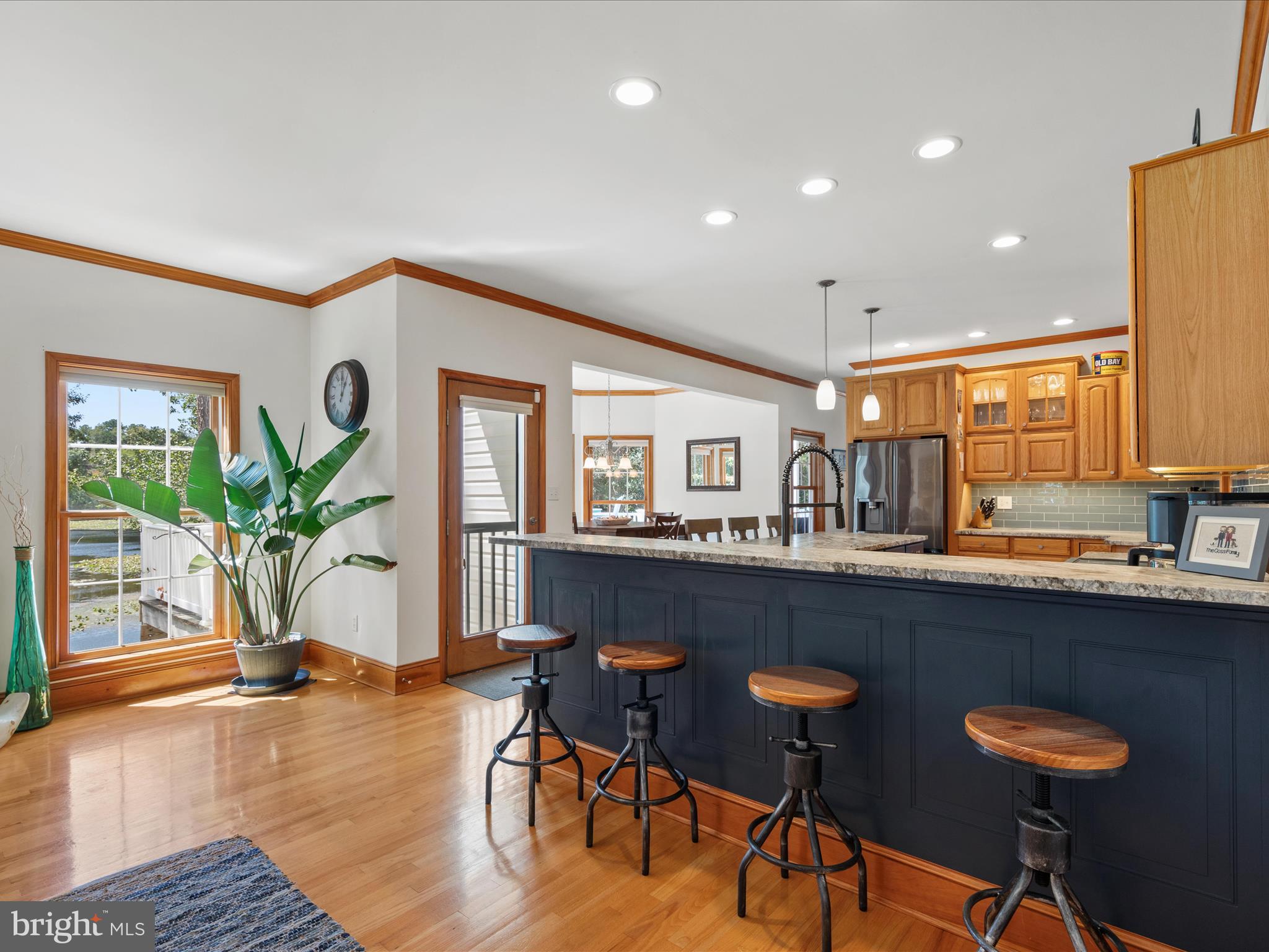 GRANBYS COVE - Residential