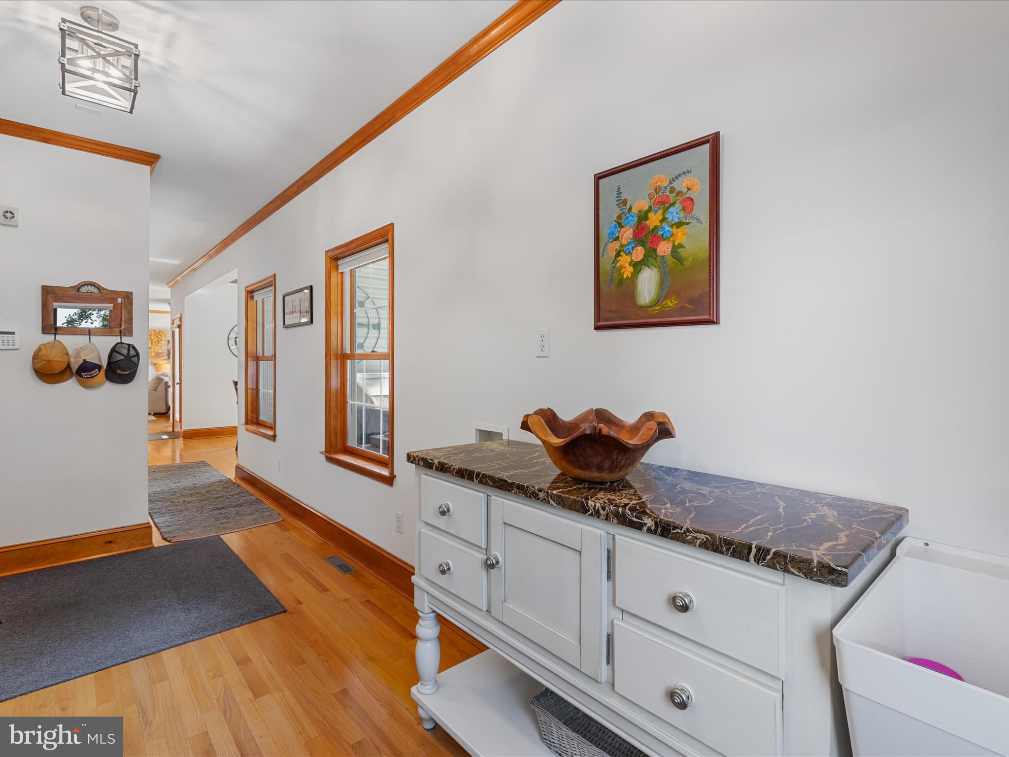 GRANBYS COVE - Residential