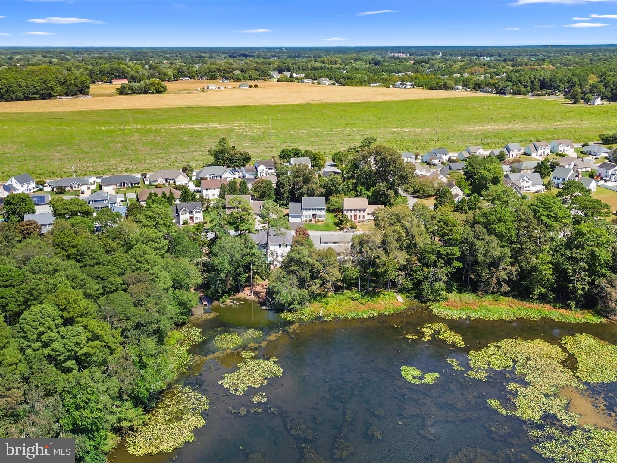 GRANBYS COVE - Residential