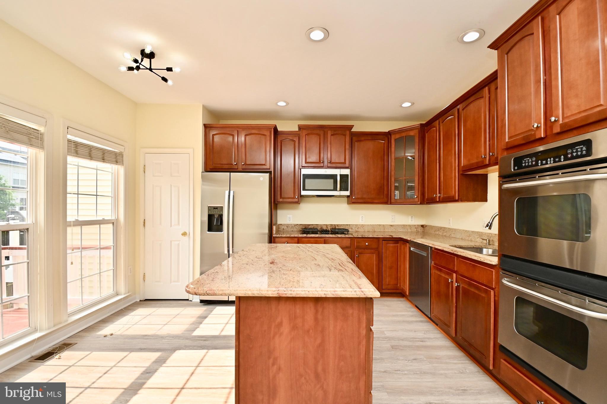 AMBERLEIGH - Residential