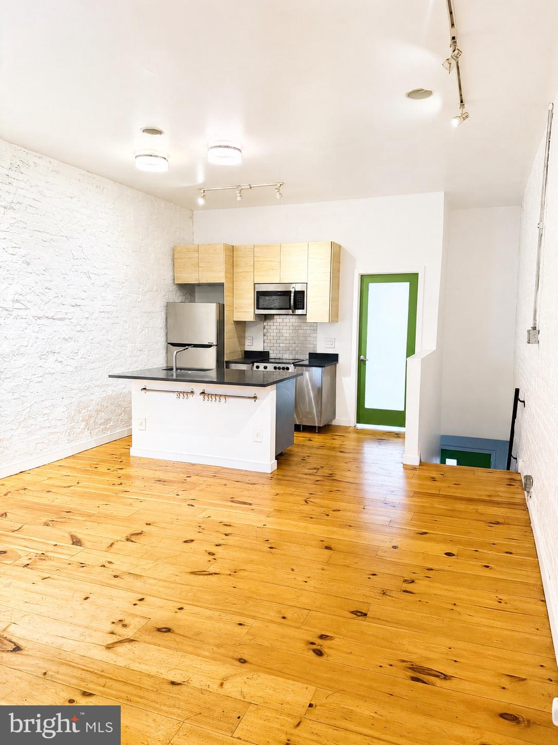 619 S 52ND STREET 2
