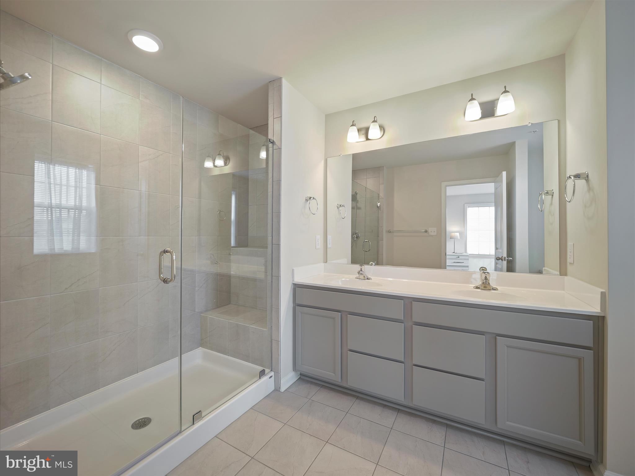 ELMWOOD FARM - Residential