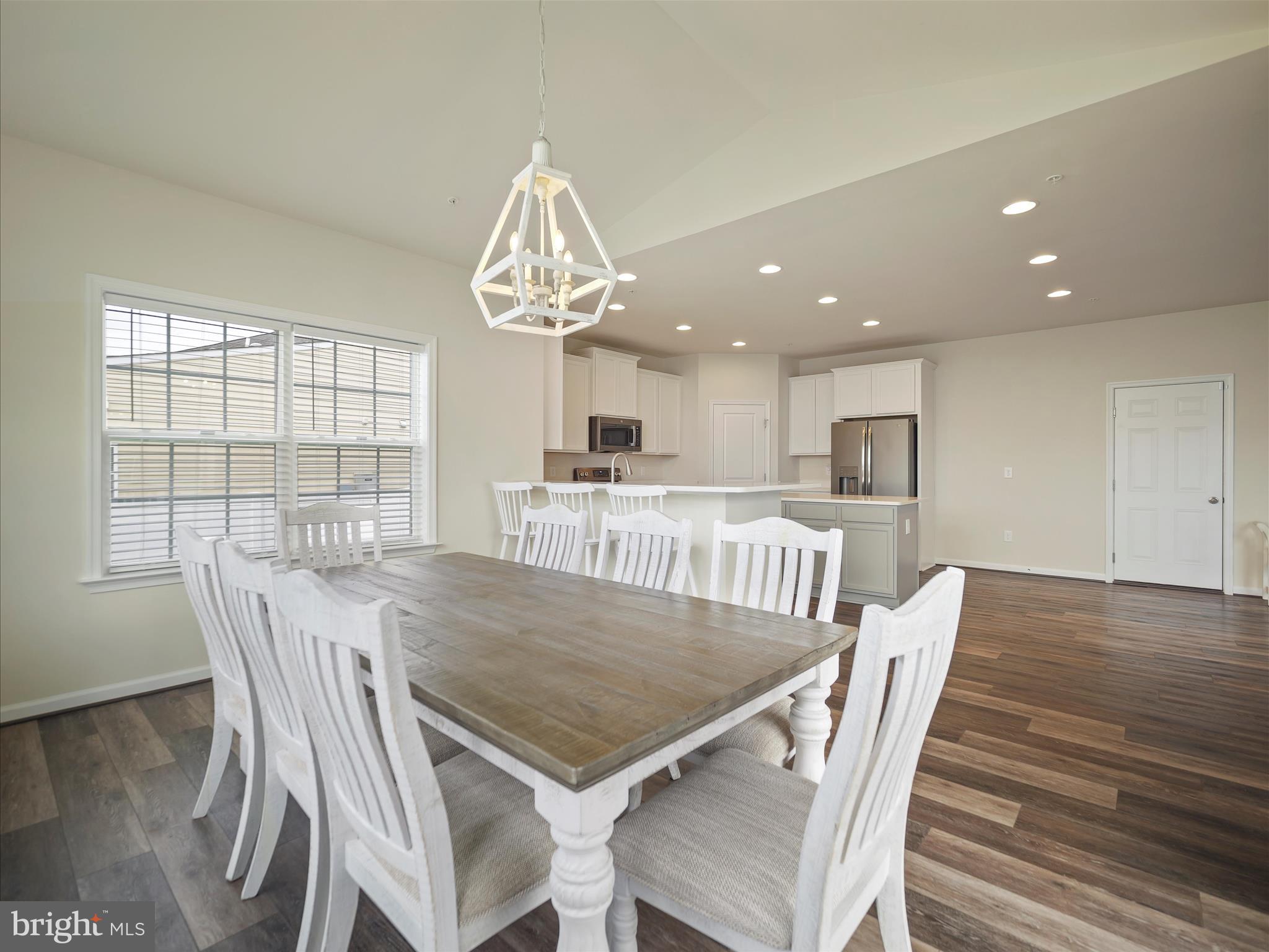 ELMWOOD FARM - Residential