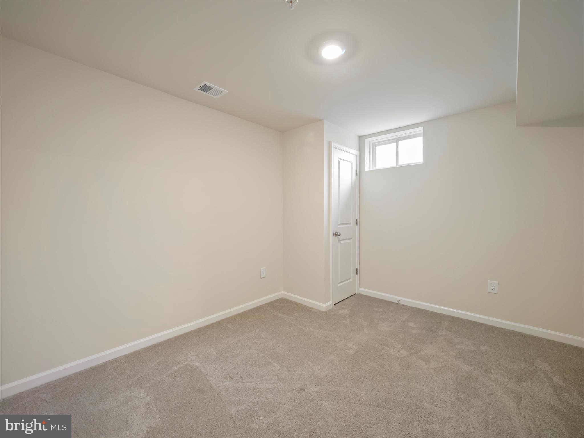 ELMWOOD FARM - Residential