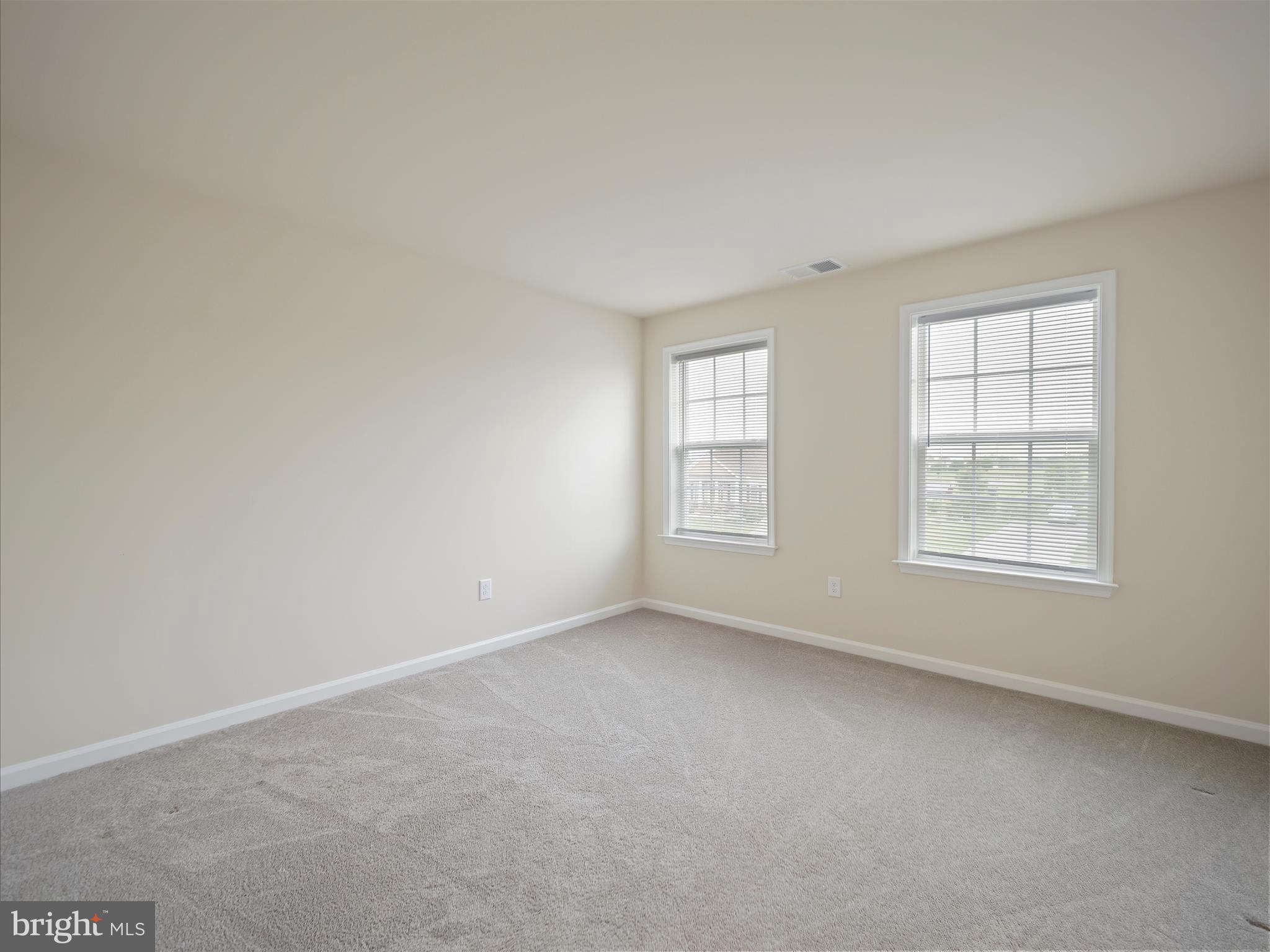 ELMWOOD FARM - Residential