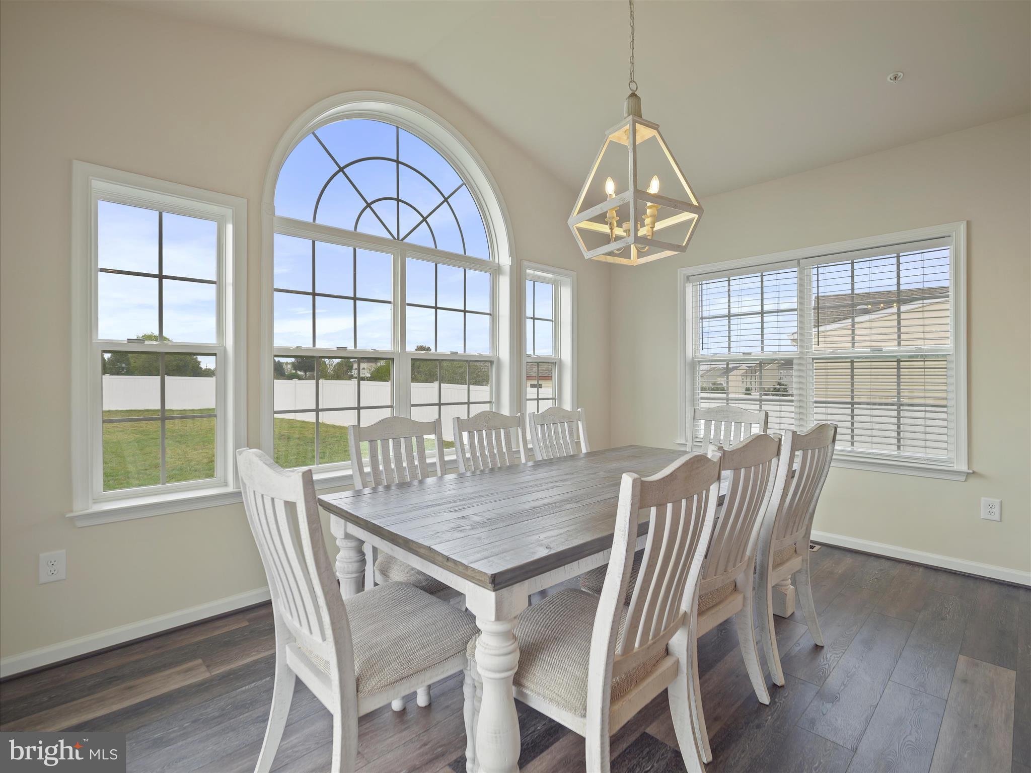 ELMWOOD FARM - Residential