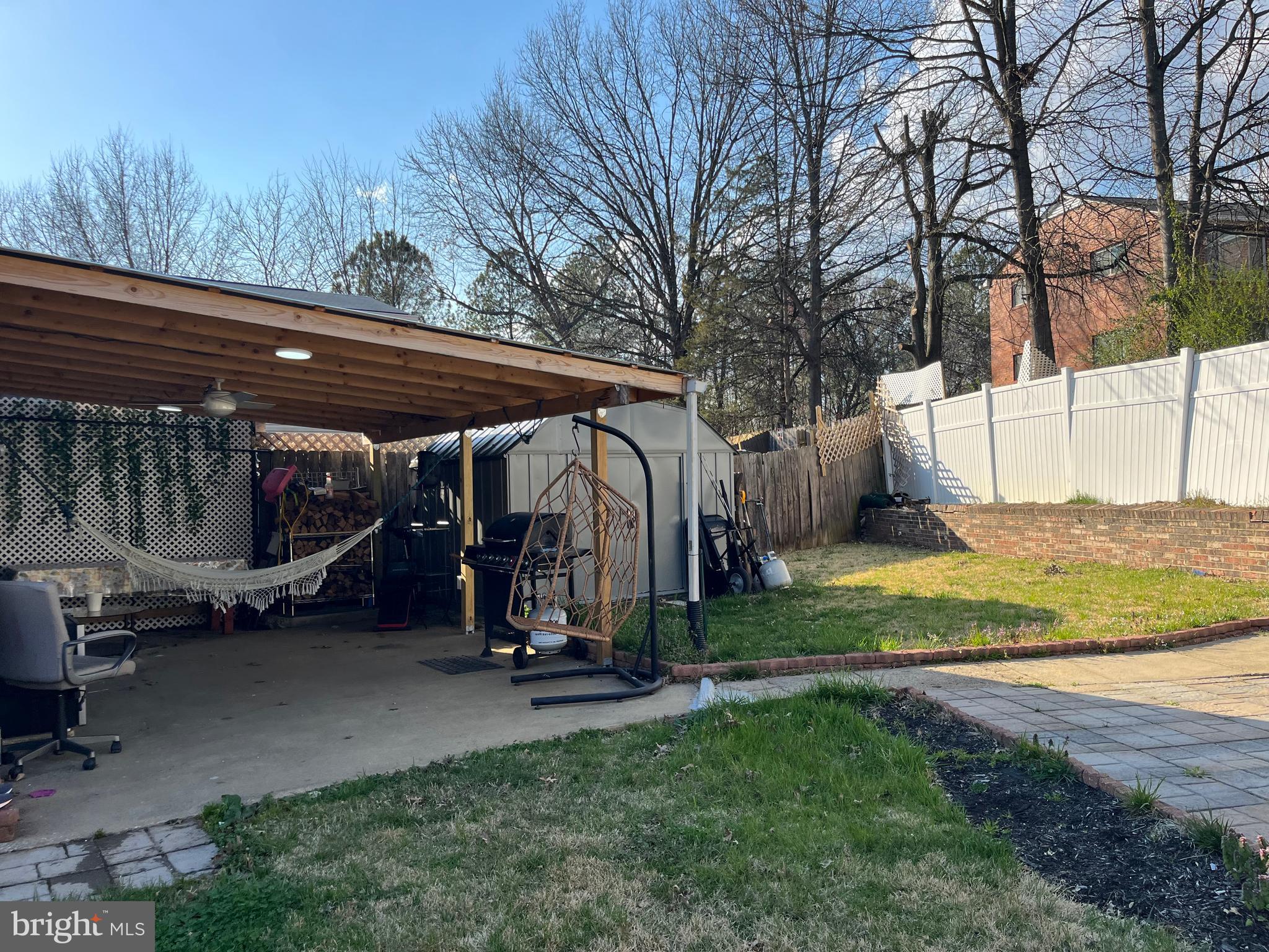 KENT VILLAGE - Residential