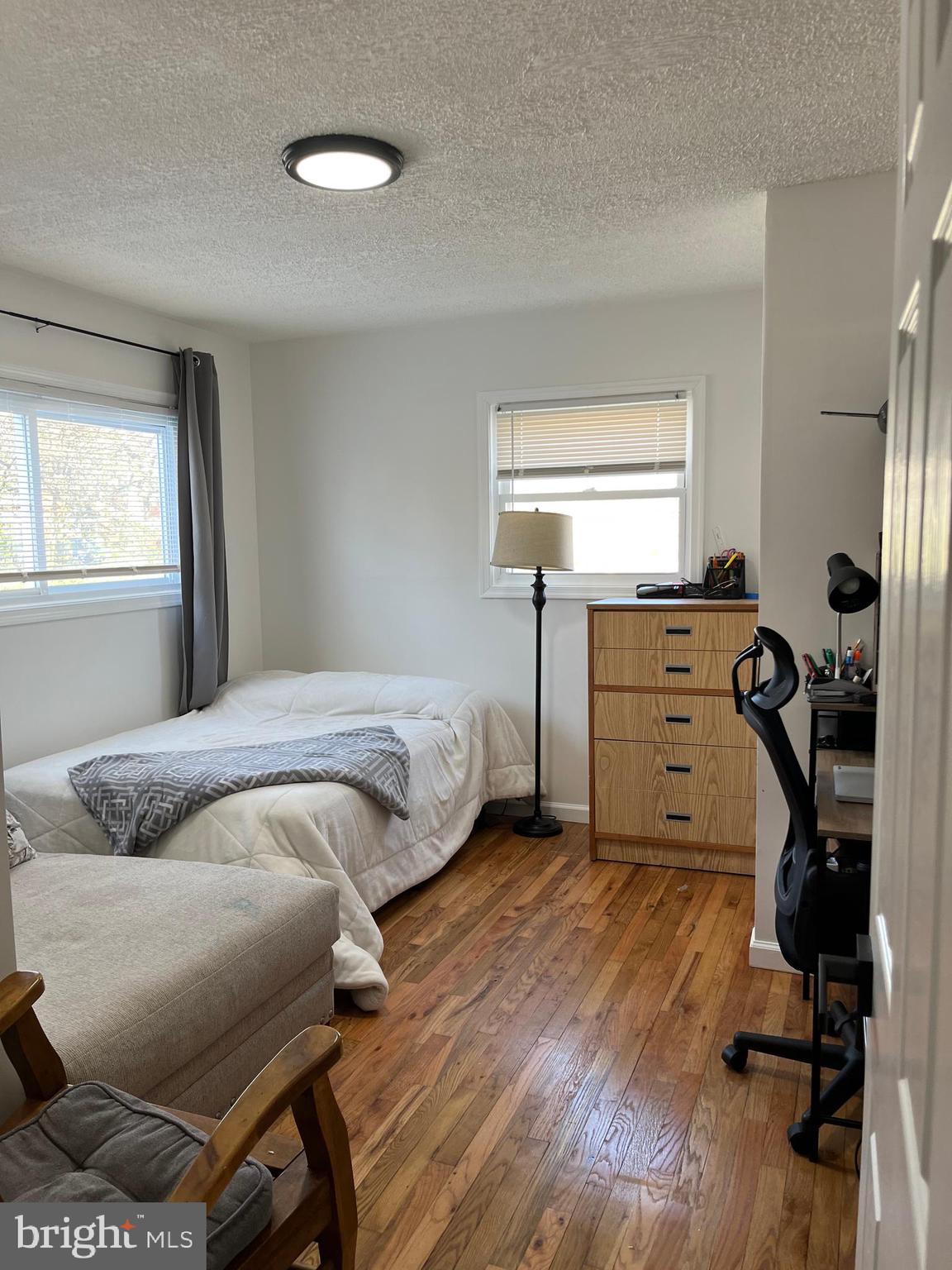 KENT VILLAGE - Residential