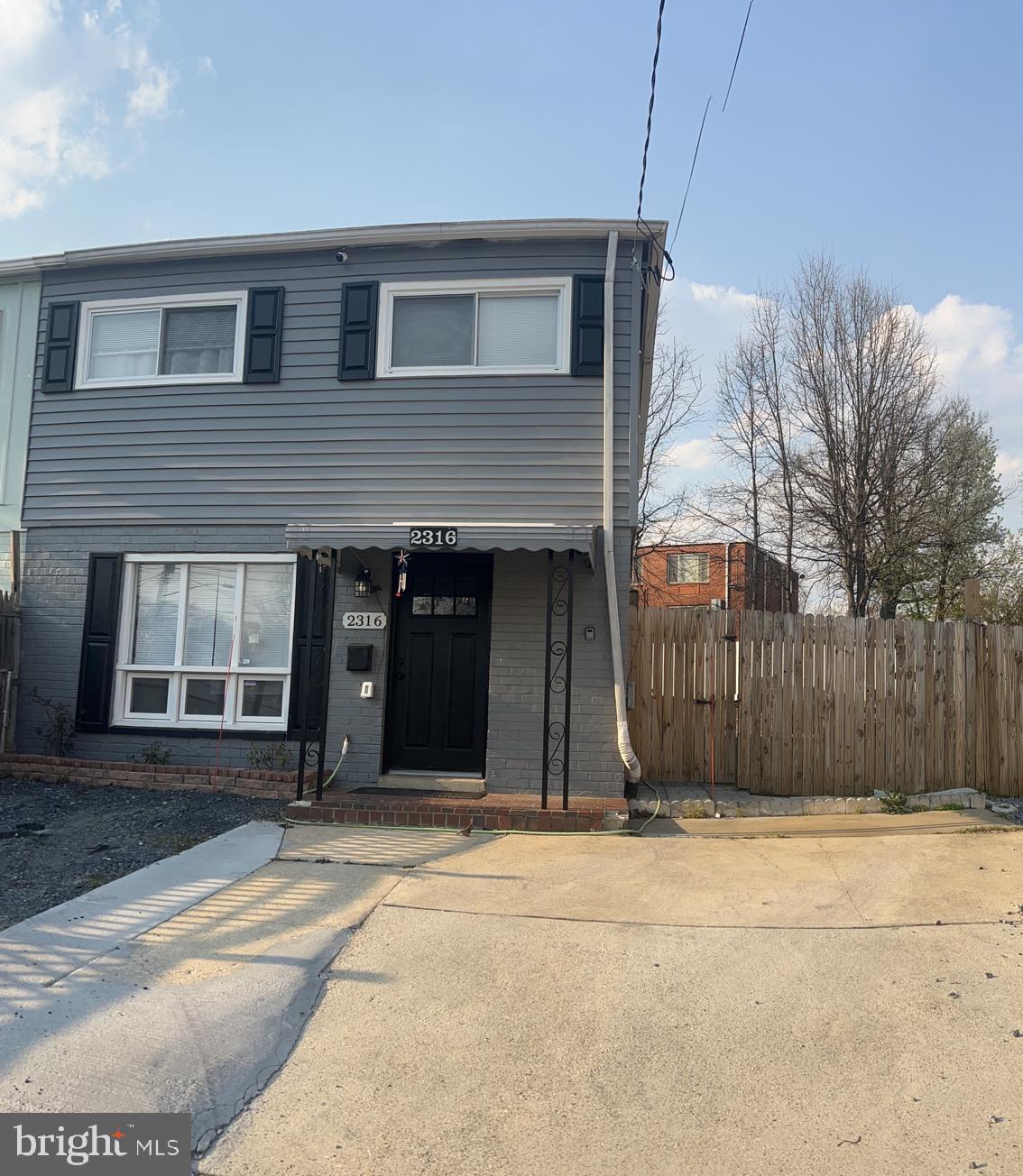 KENT VILLAGE - Residential