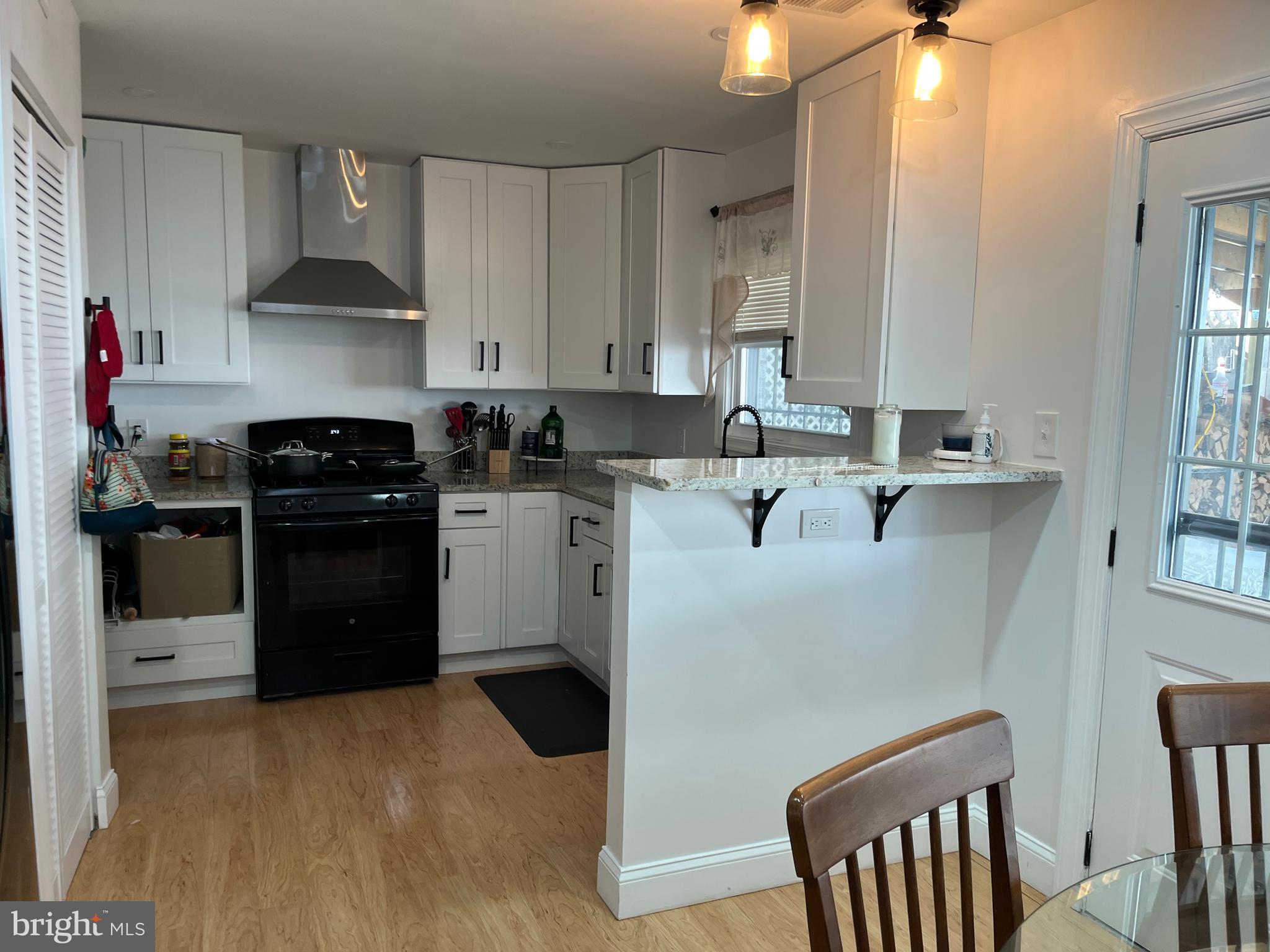 KENT VILLAGE - Residential