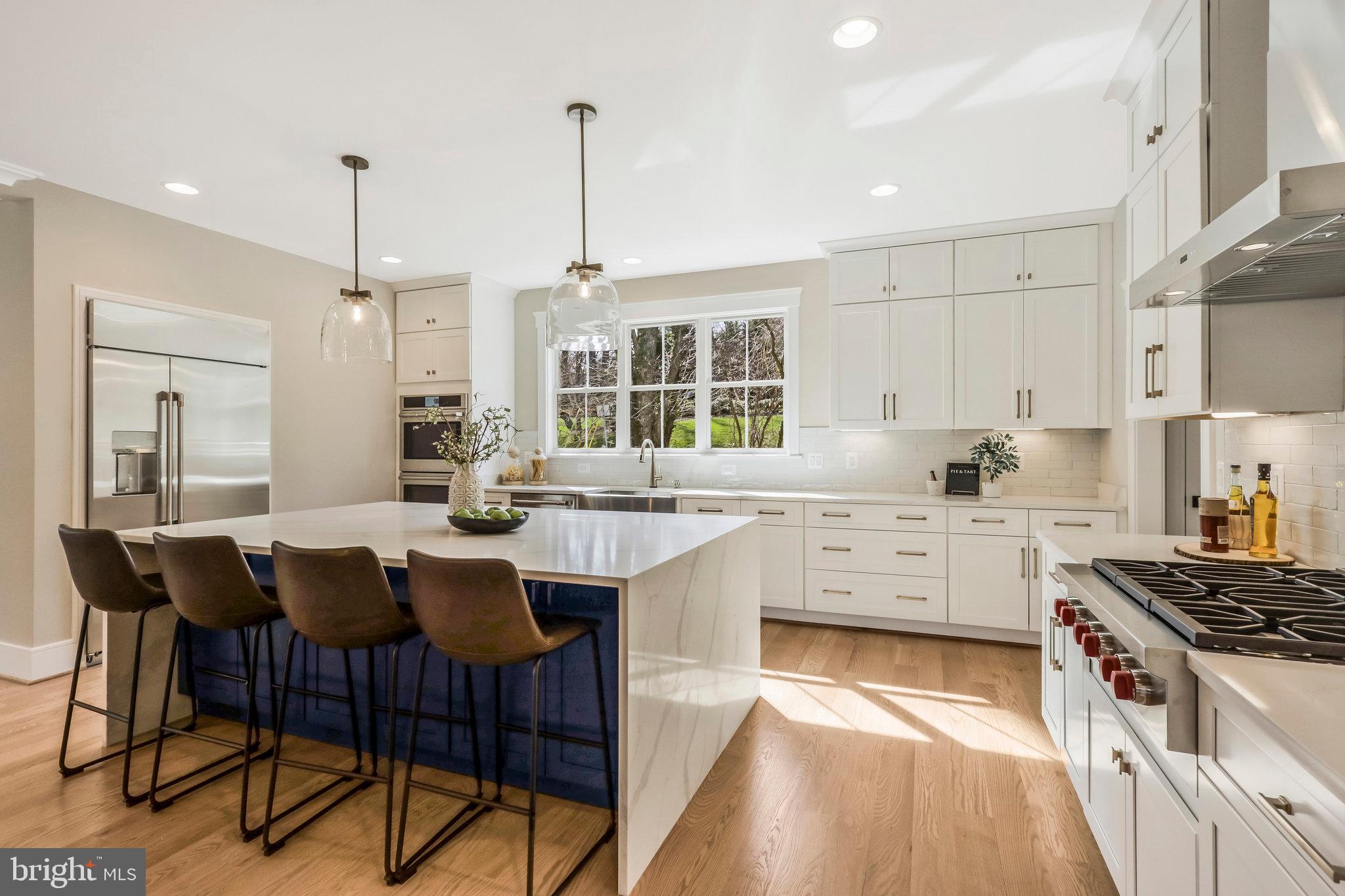 WESTHAMPTON - Residential