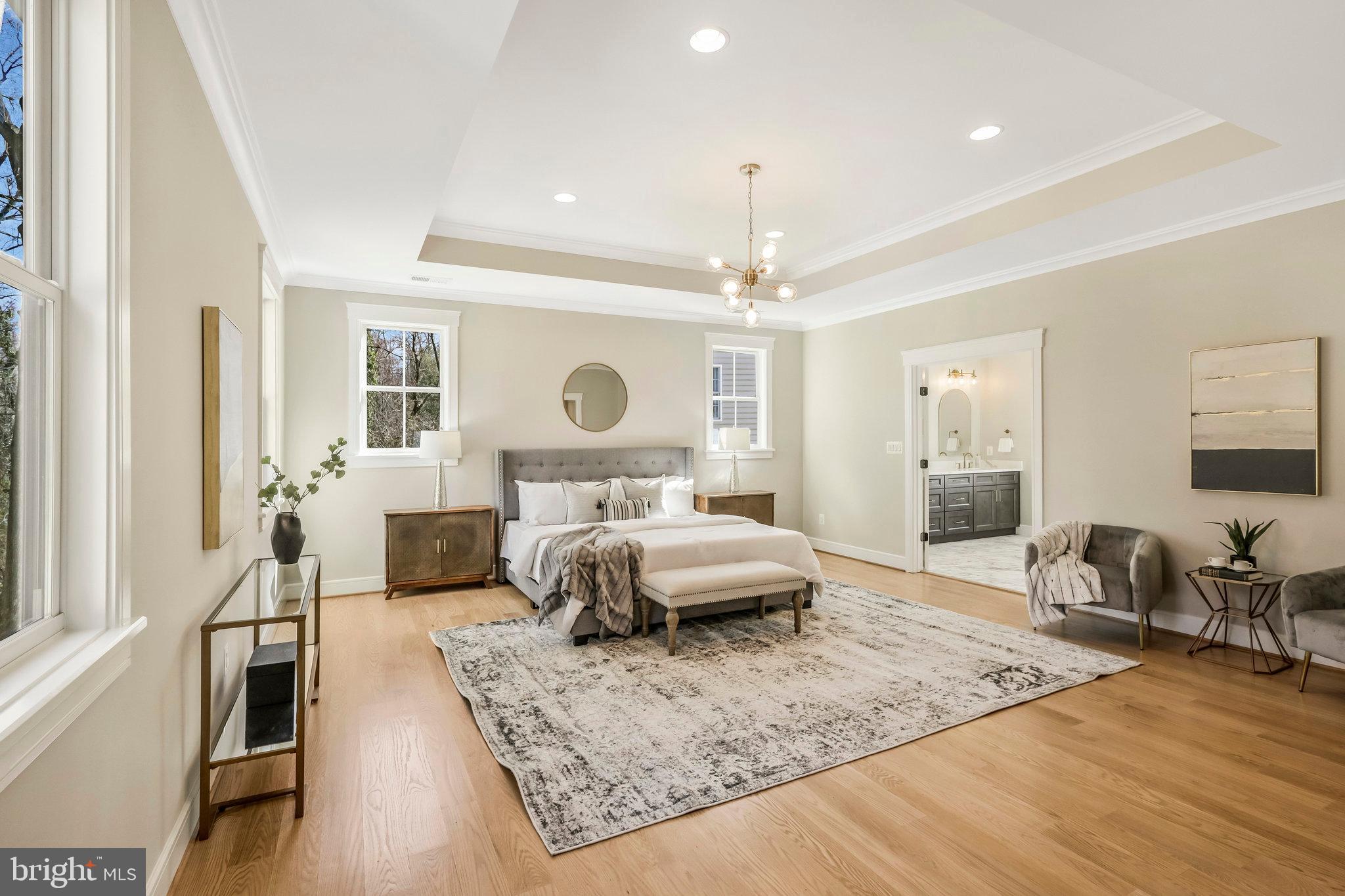 WESTHAMPTON - Residential