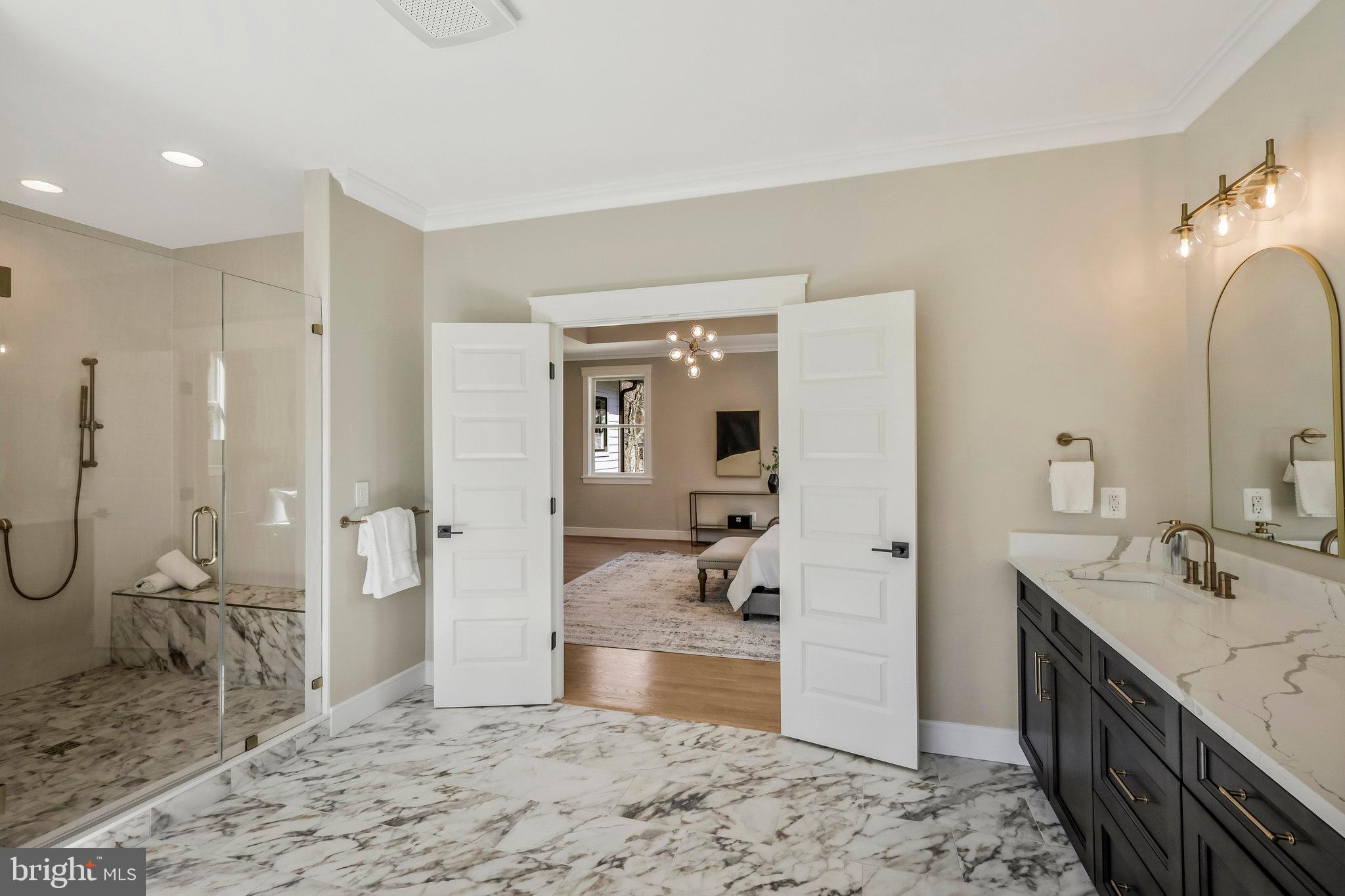 WESTHAMPTON - Residential