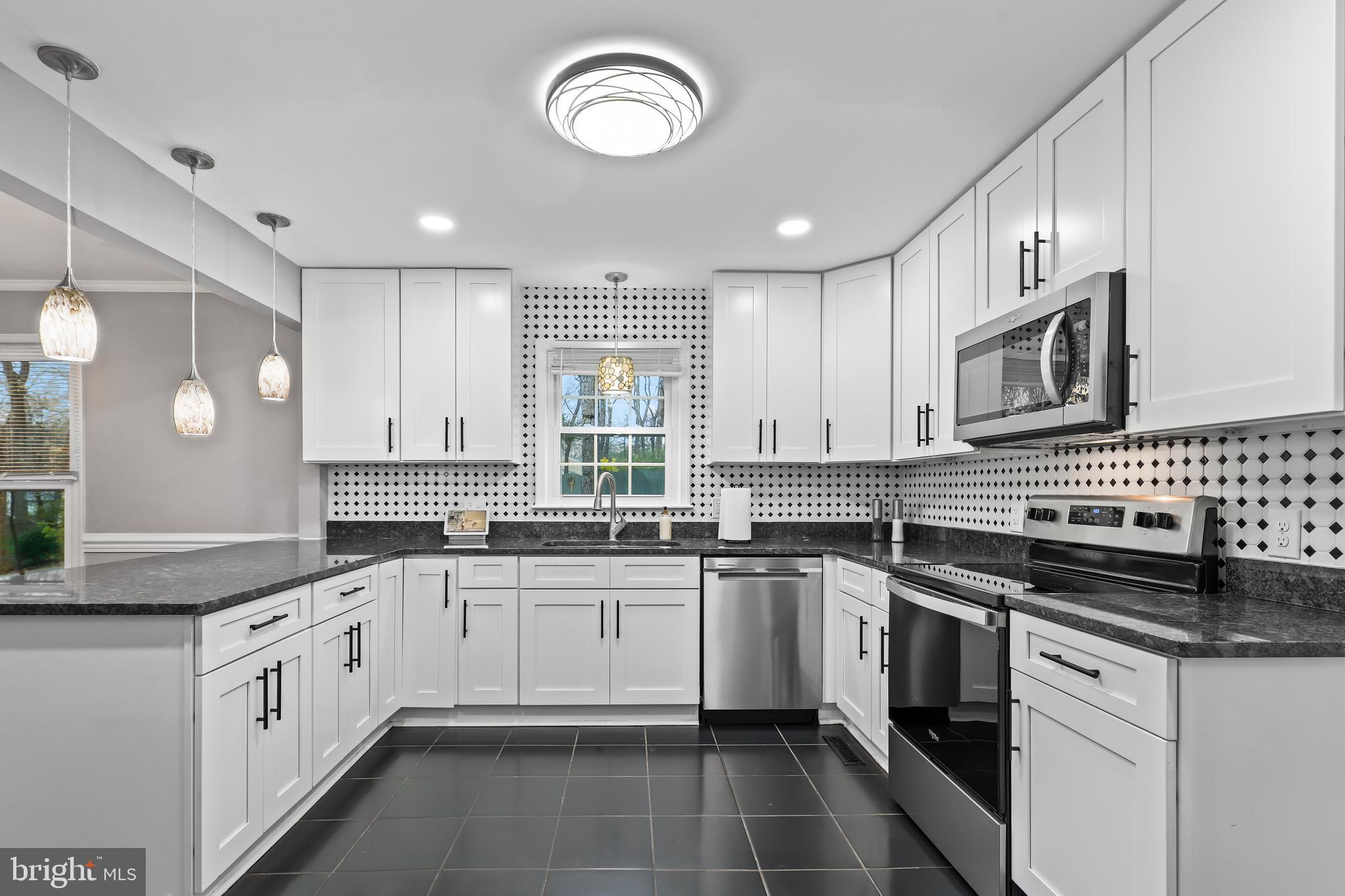 HEATHERSTONE - Residential