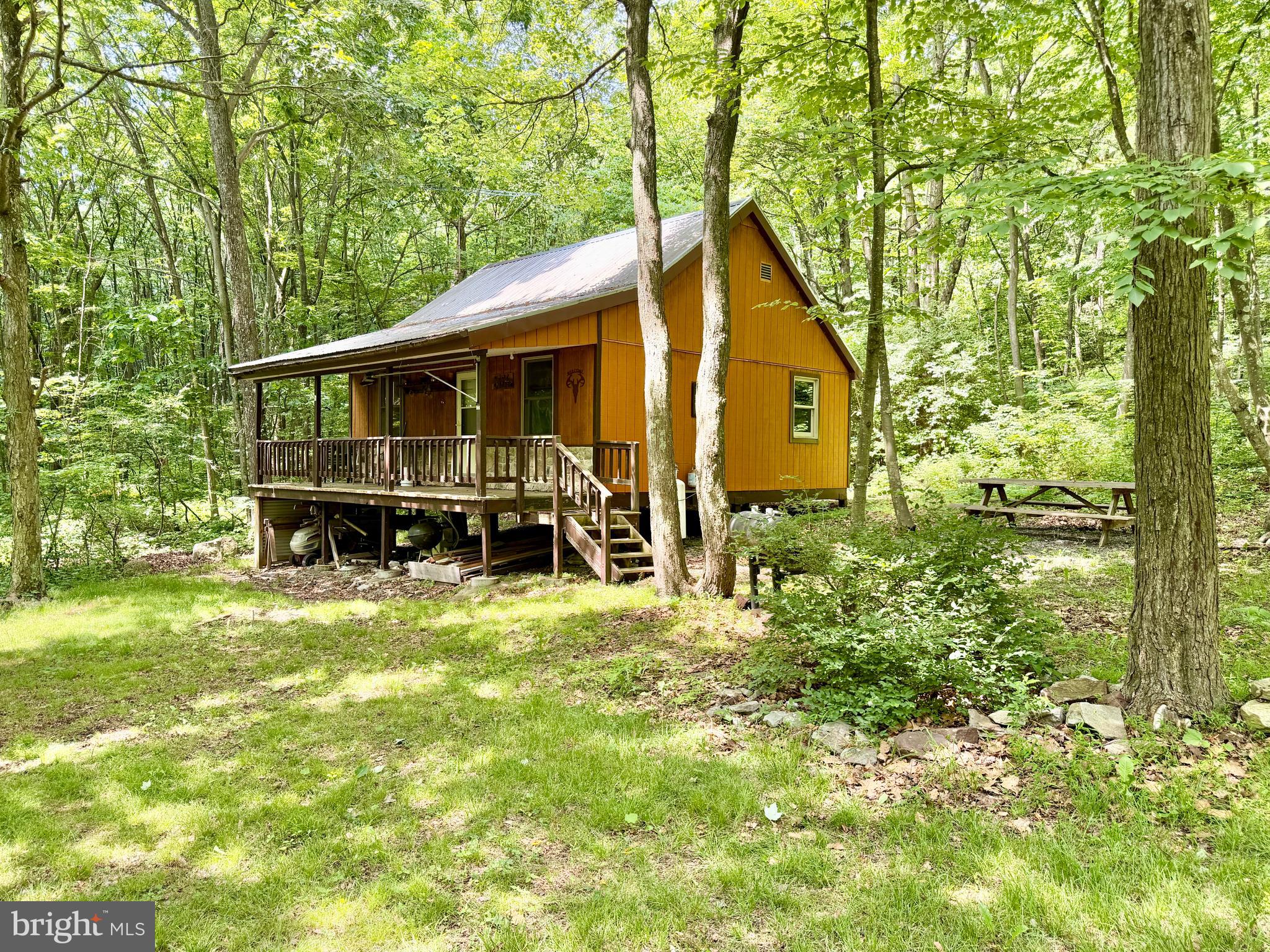 190 THUNDER ROCK ROAD