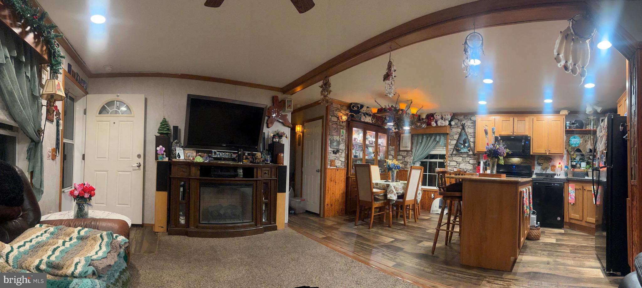 5232 ROSEBERRY DRIVE