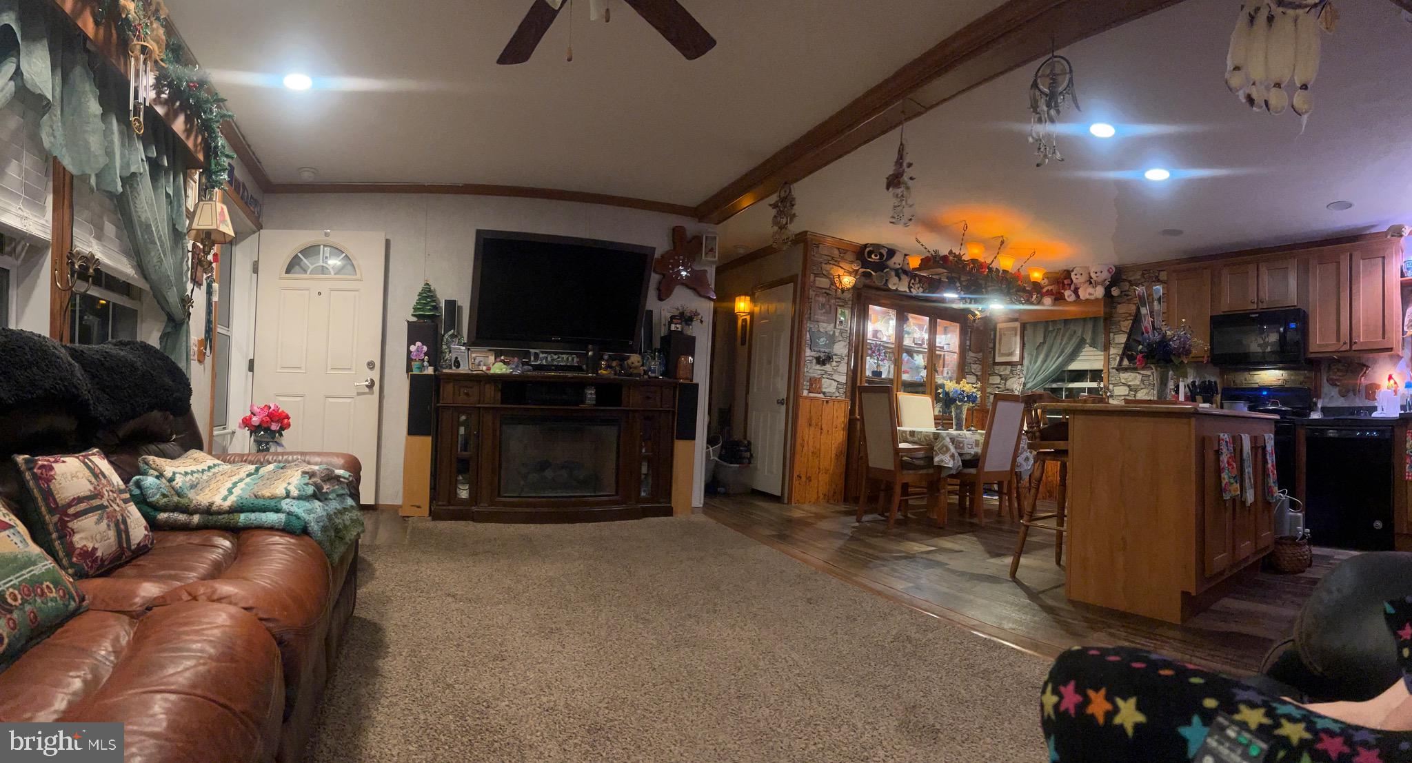 5232 ROSEBERRY DRIVE