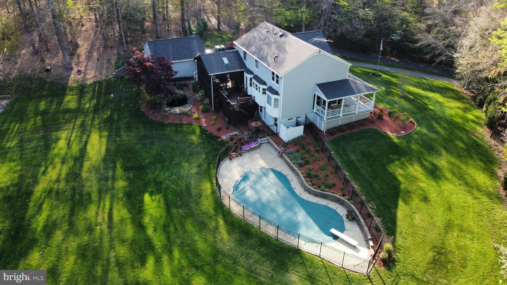 WOLF RUN ESTATES - Residential