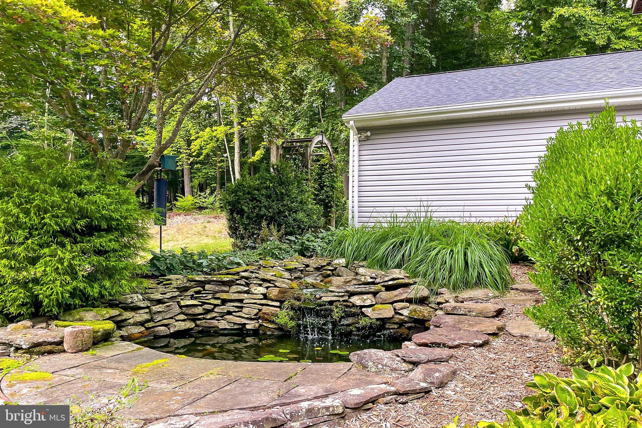 WOLF RUN ESTATES - Residential