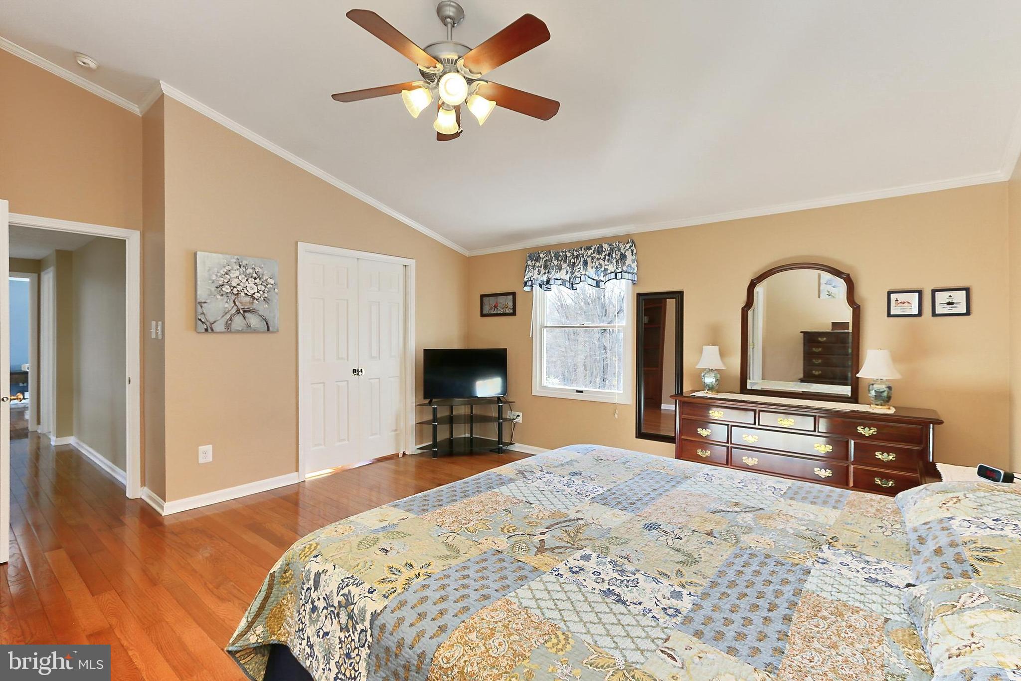 WOLF RUN ESTATES - Residential