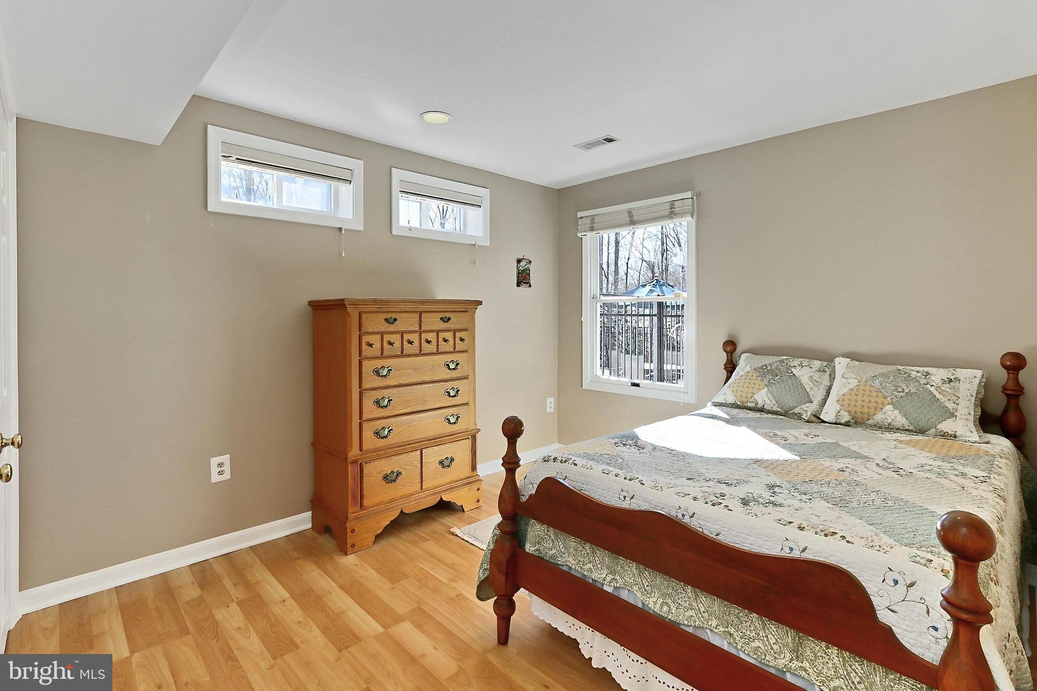 WOLF RUN ESTATES - Residential