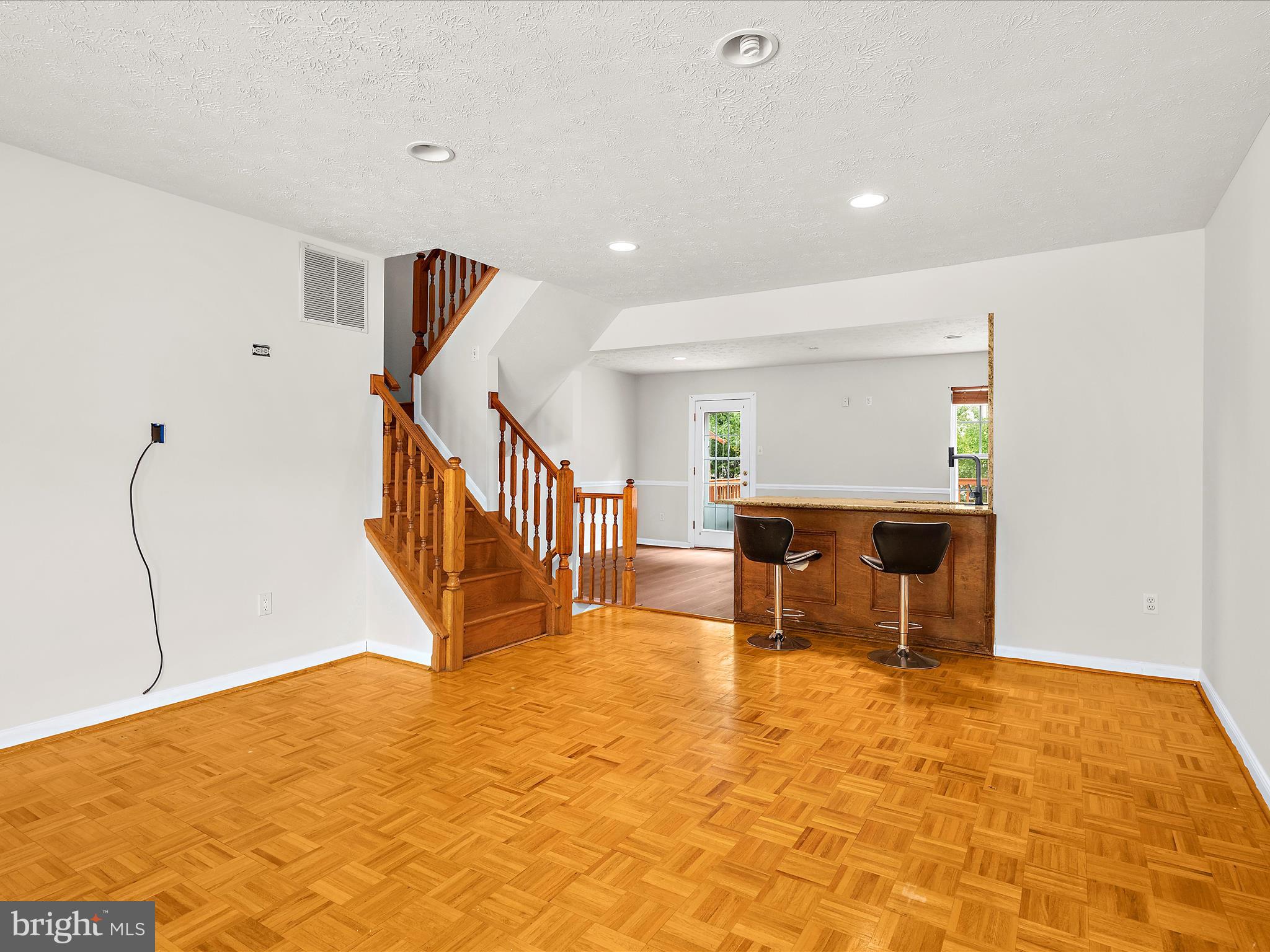 BROADVIEW/GREENS AT SMITH - Residential